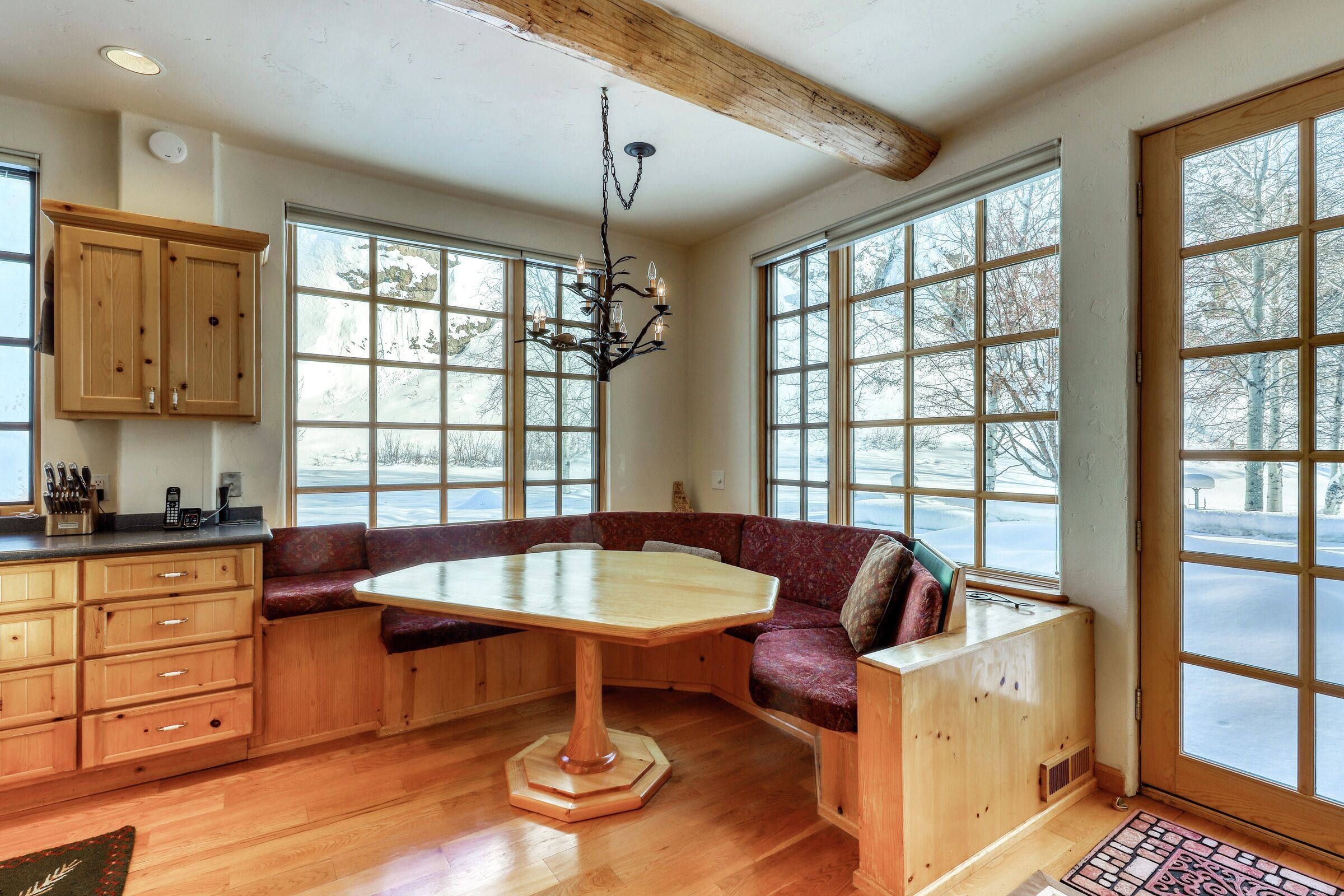 Dining Room & Kitchen