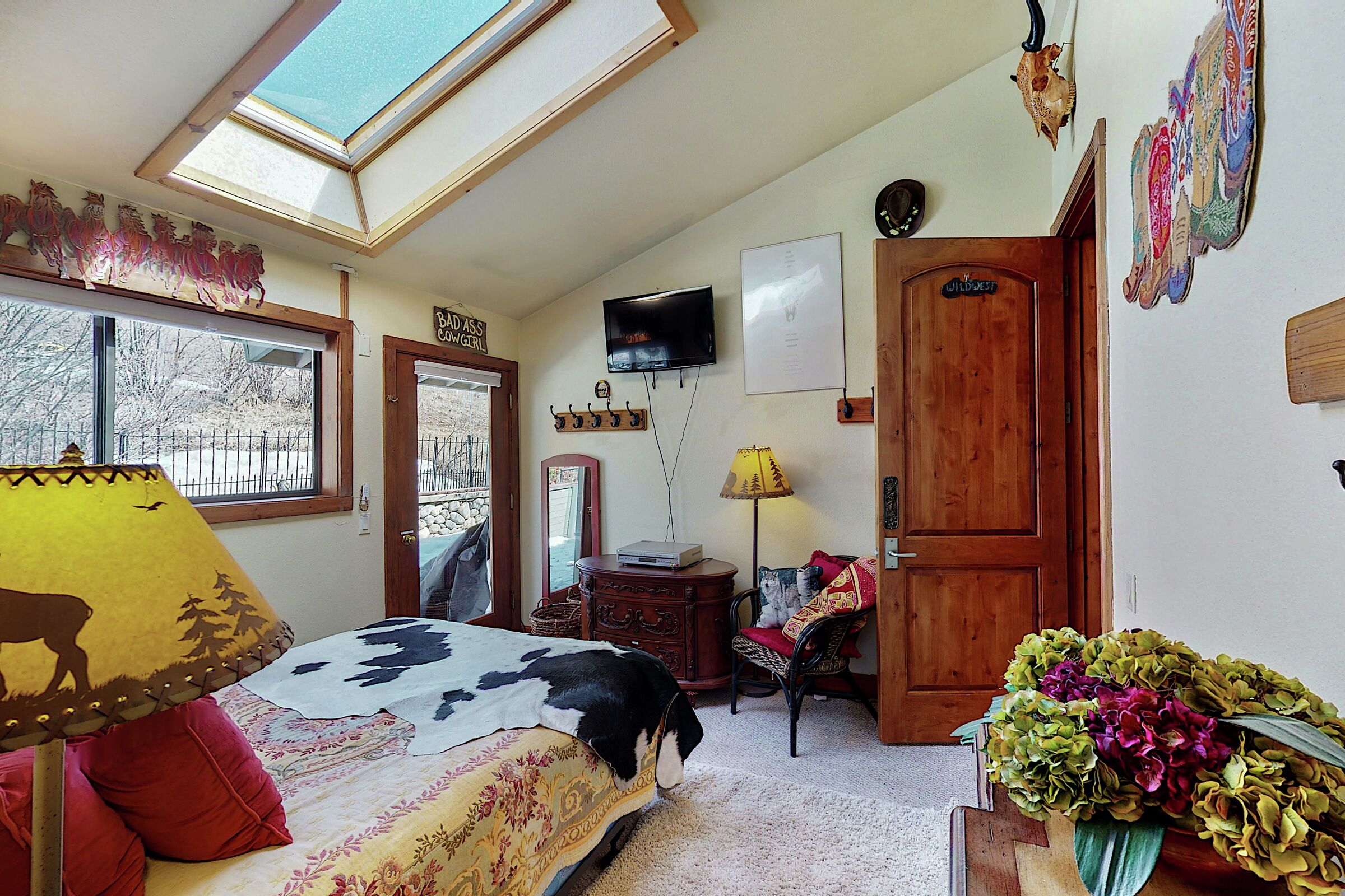 5 Bdrm 4 Bath - Bedroom