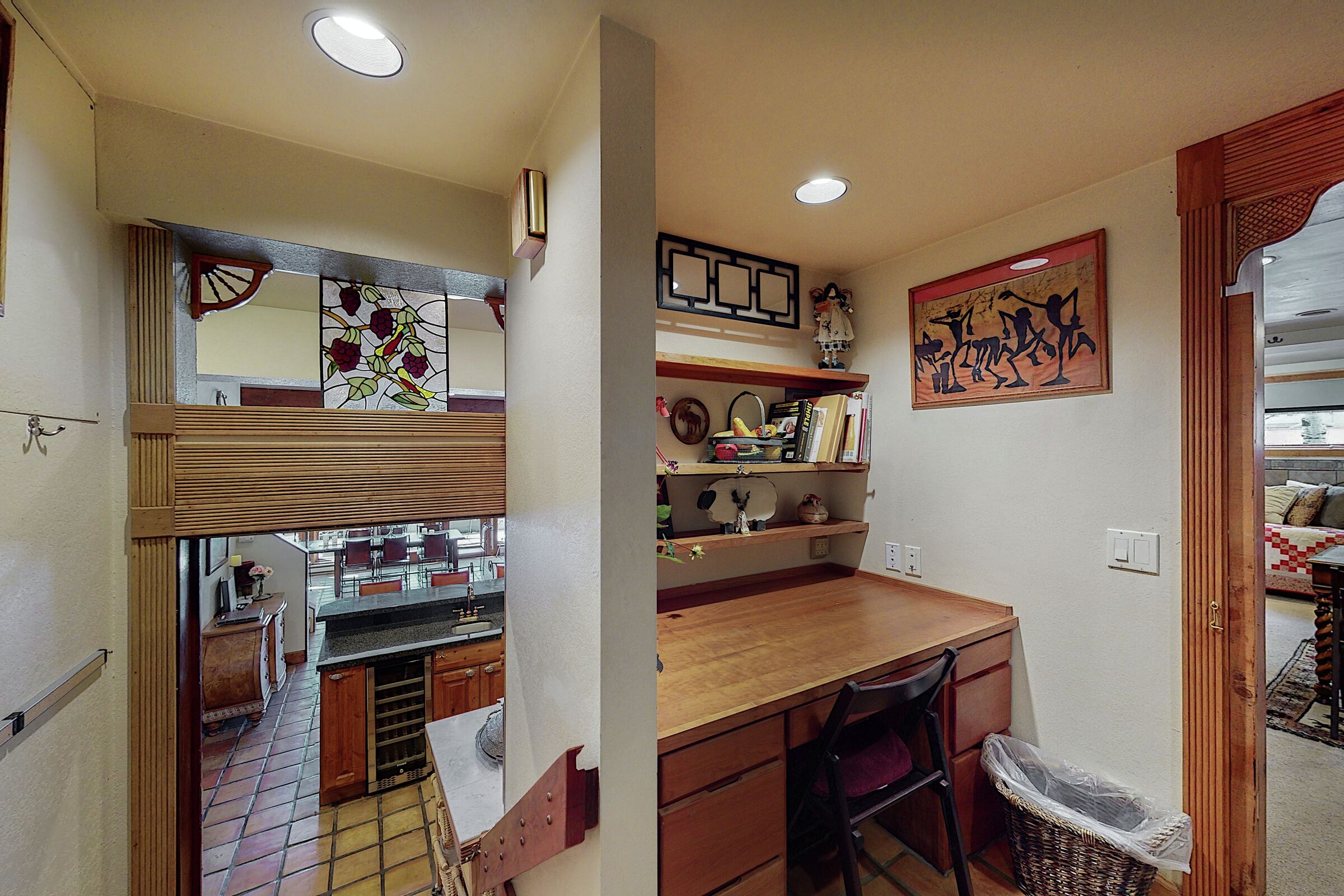 5 Bdrm 4 Bath - Office