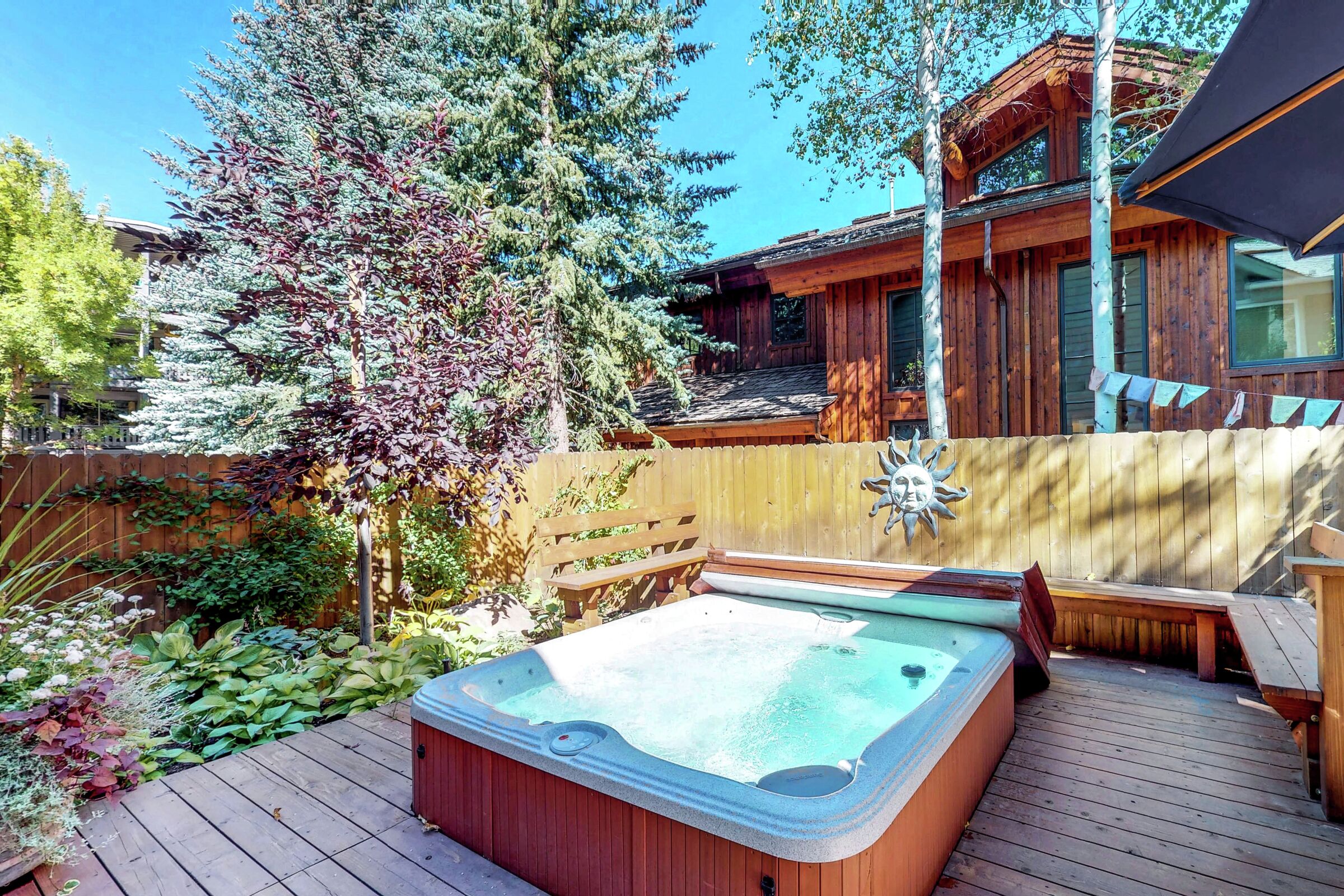 3 Bdrm + Loft HT - Balcony with Hot Tub
