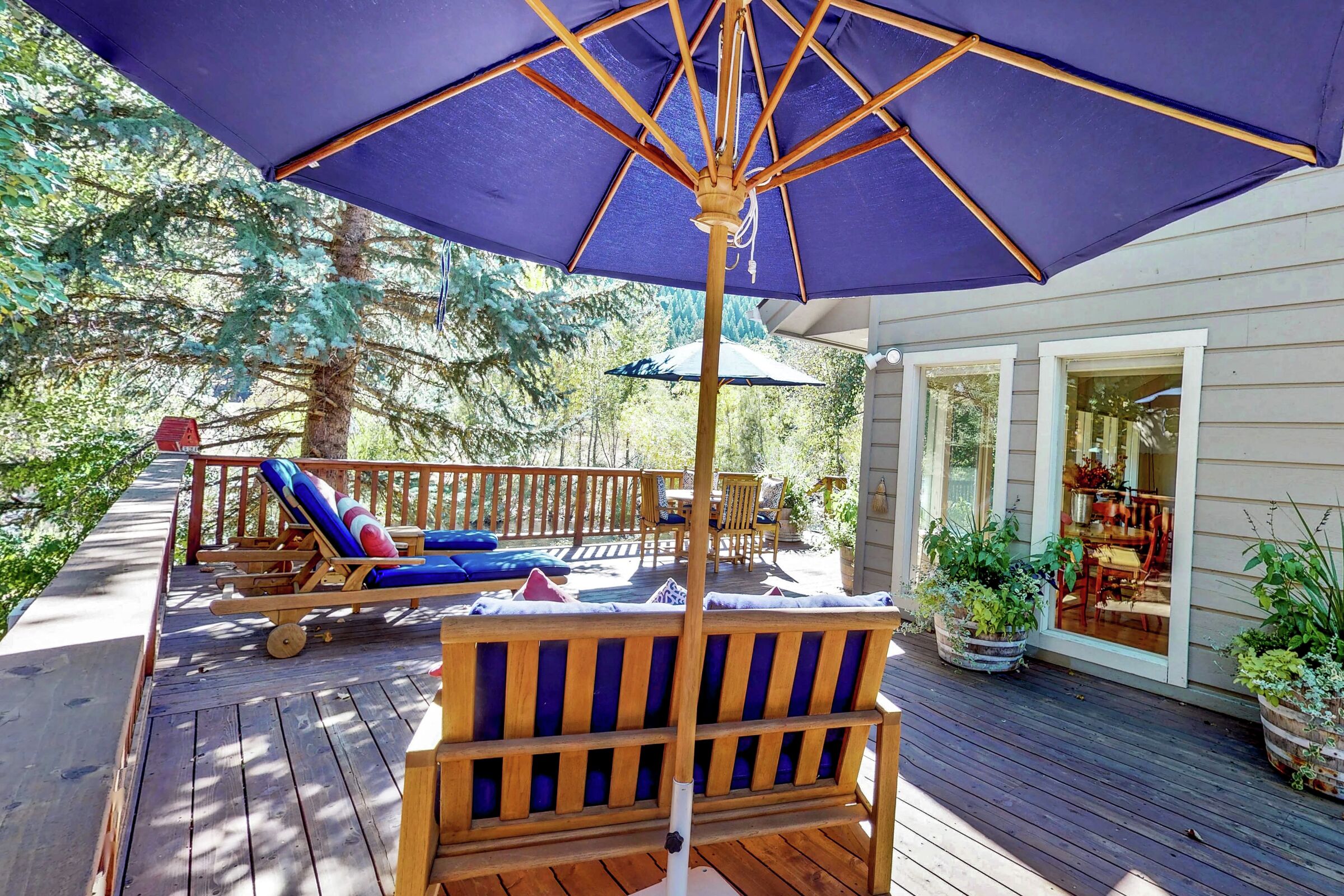 3 Bdrm + Loft HT - Balcony