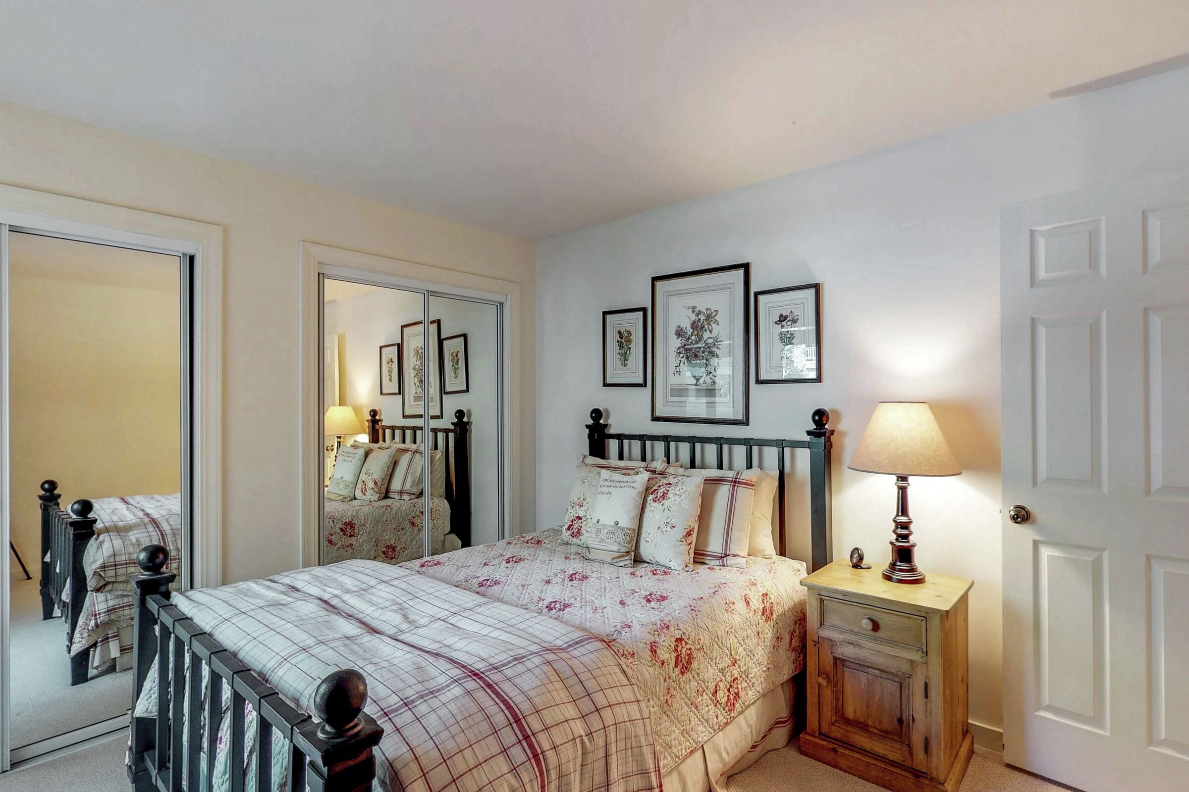 3 Bdrm + Loft HT - Bedroom