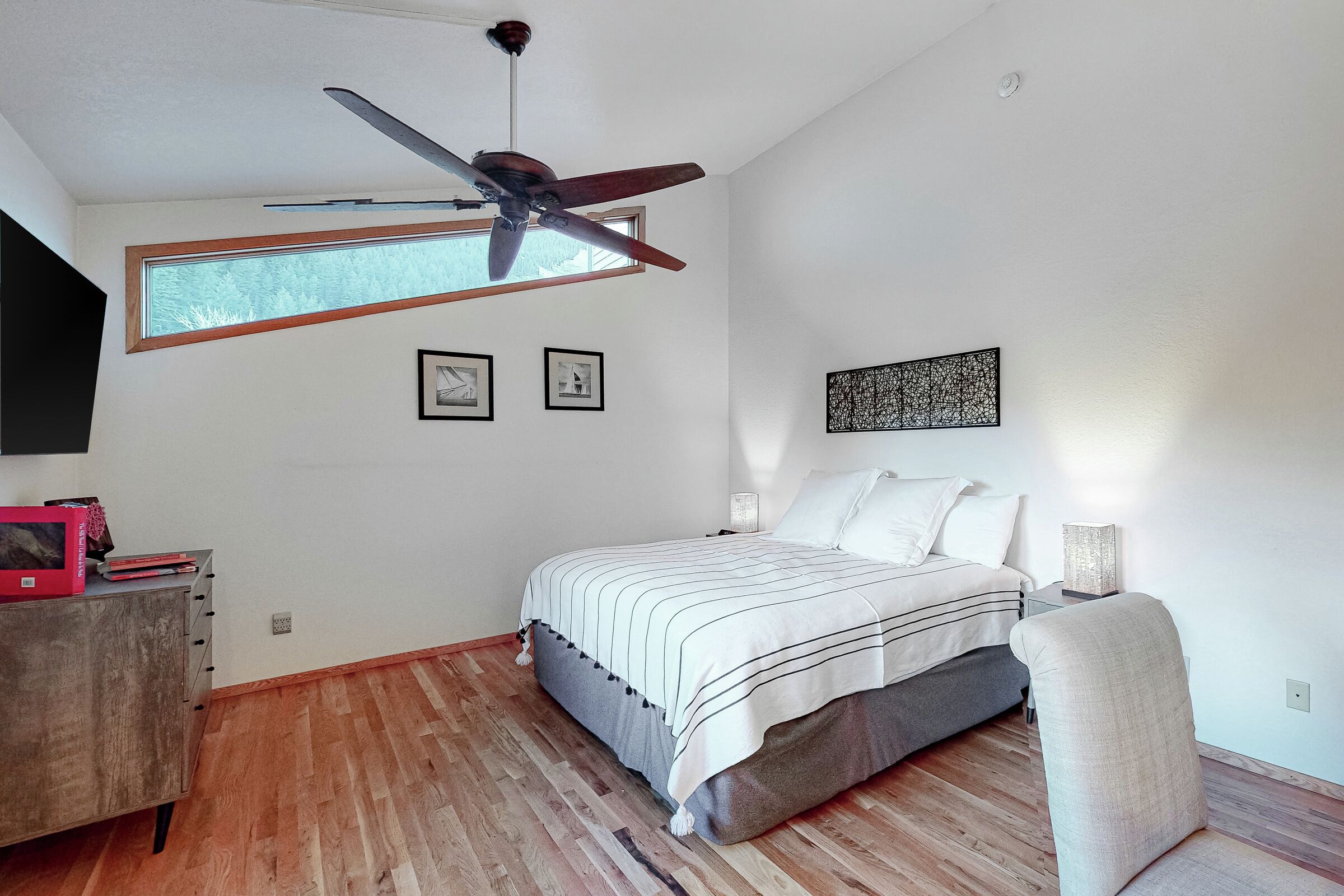 #105A - Warm Springs Retreat - Bedroom