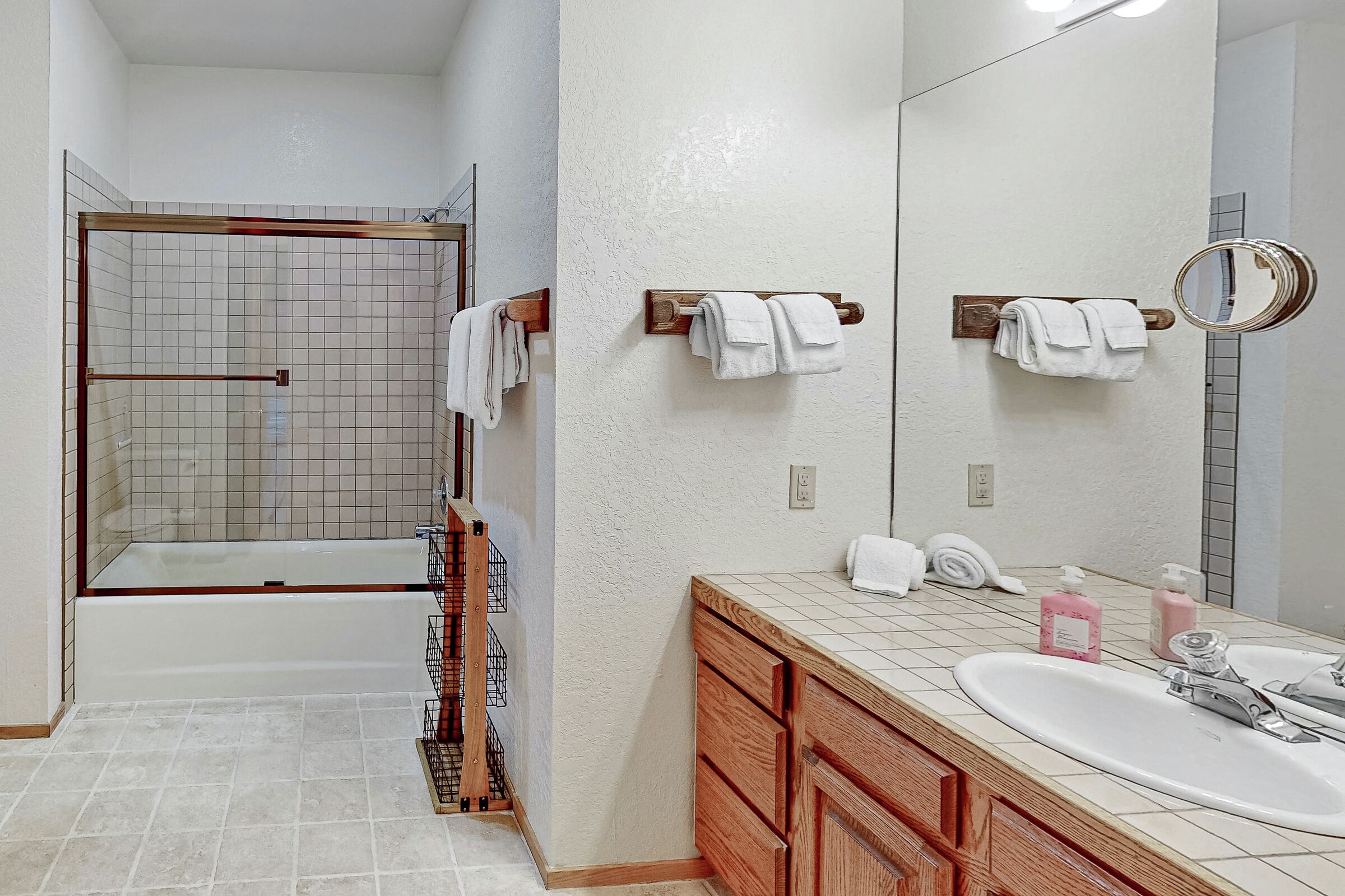 #105A - Warm Springs Retreat - Bathroom