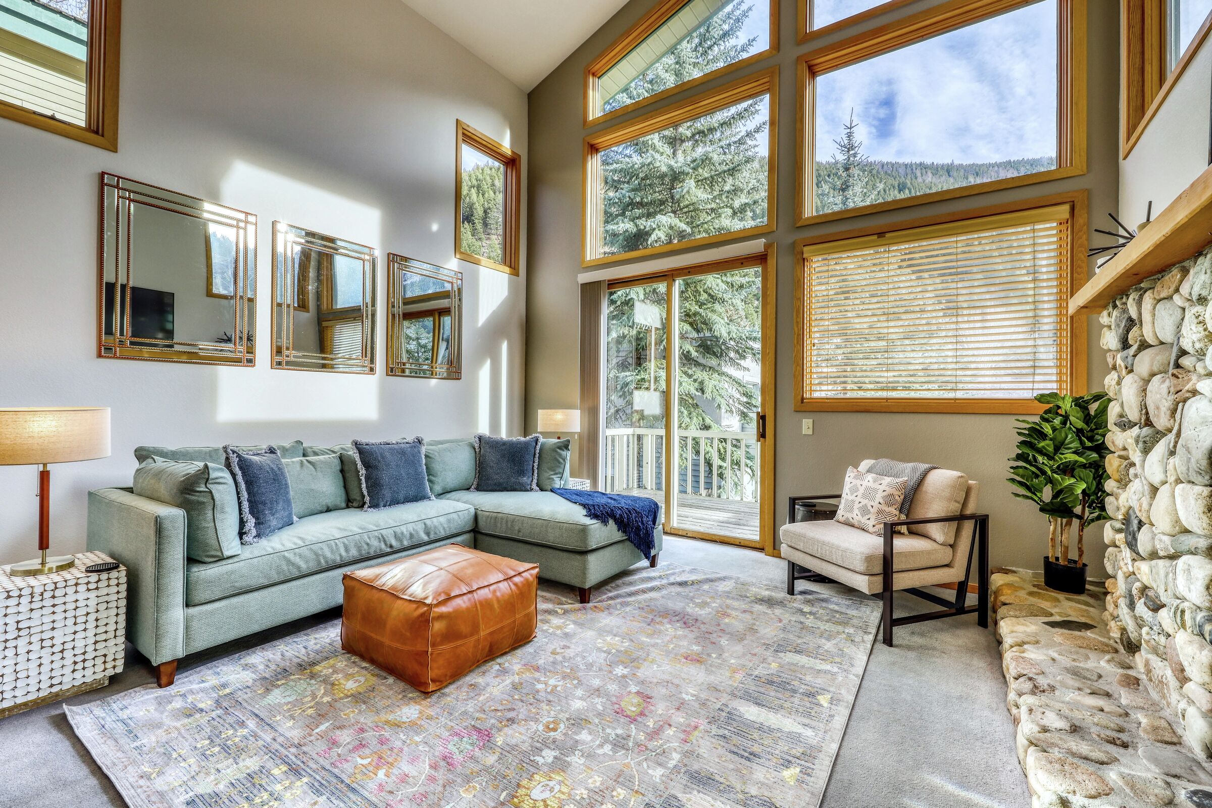 #105C - Aspenwood Ski Getaway - Living Room