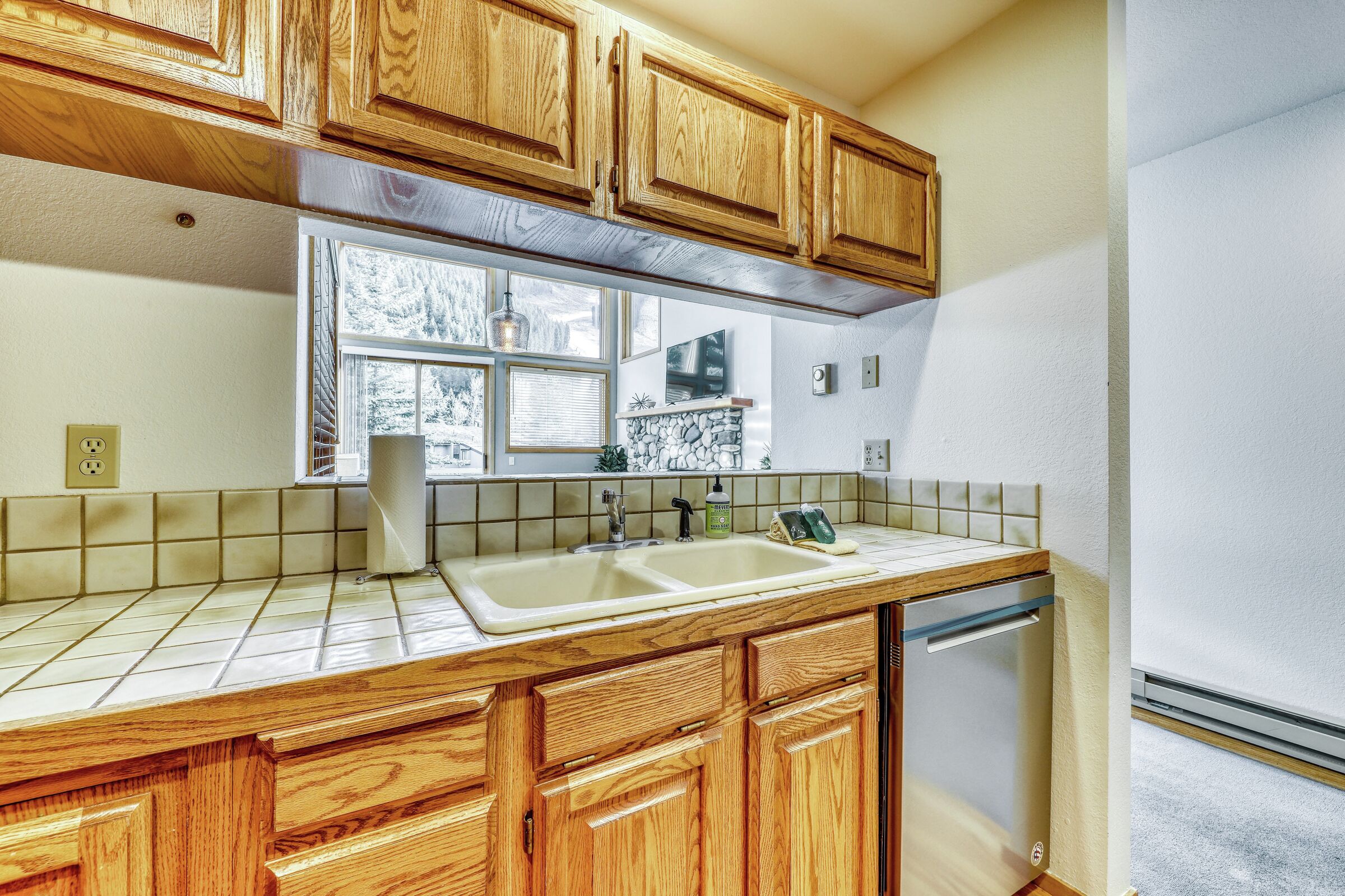 #105C - Aspenwood Ski Getaway - Kitchen