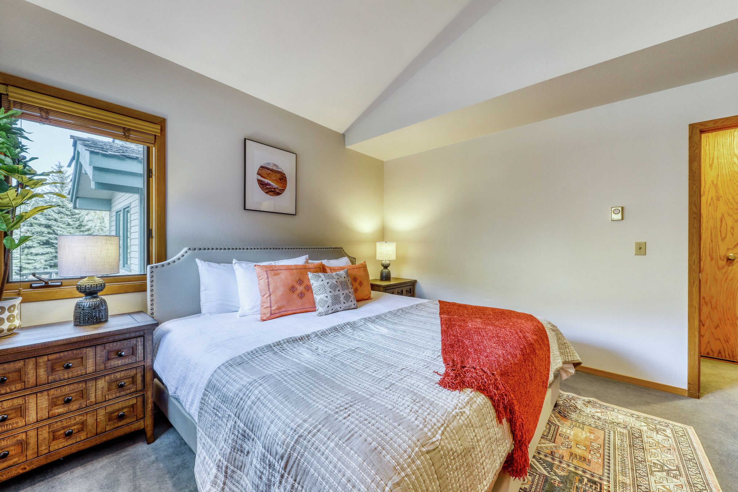 #105C - Aspenwood Ski Getaway - Bedroom