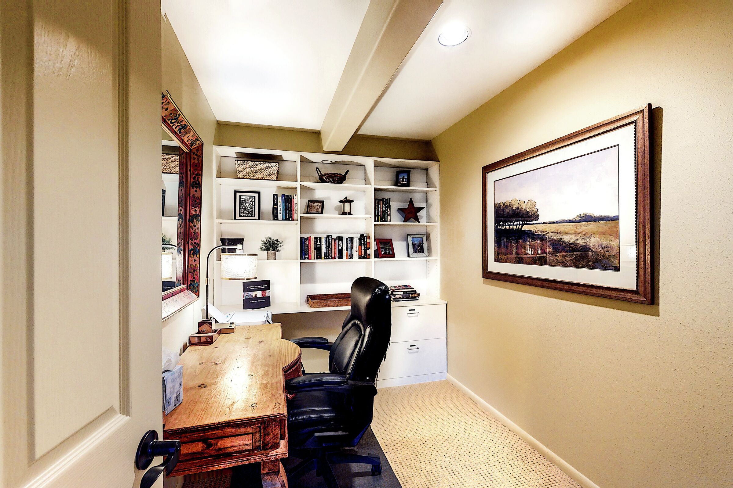 #4 - Sun Bird Escape - Office