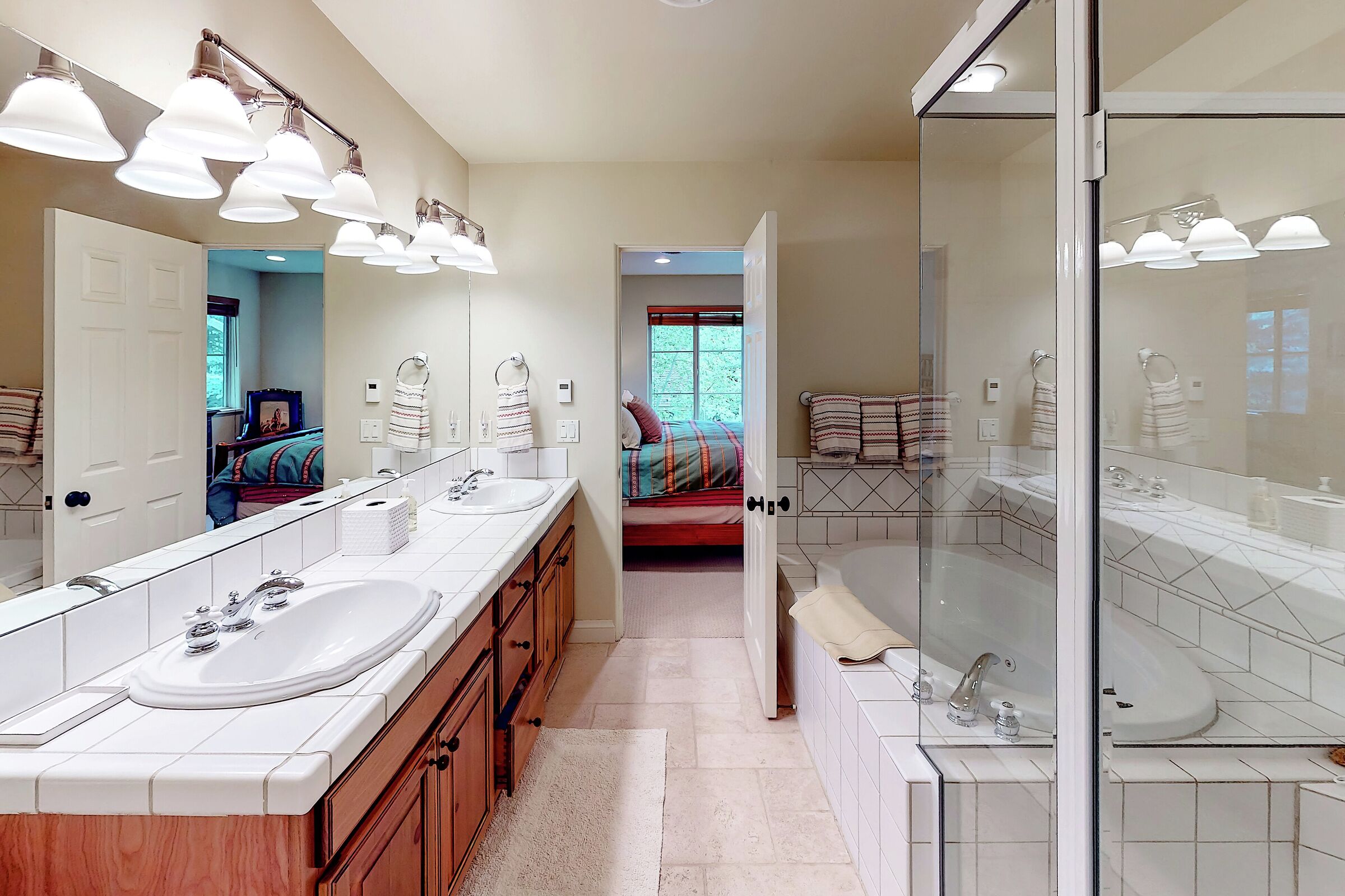 Master Ensuite Bathroom