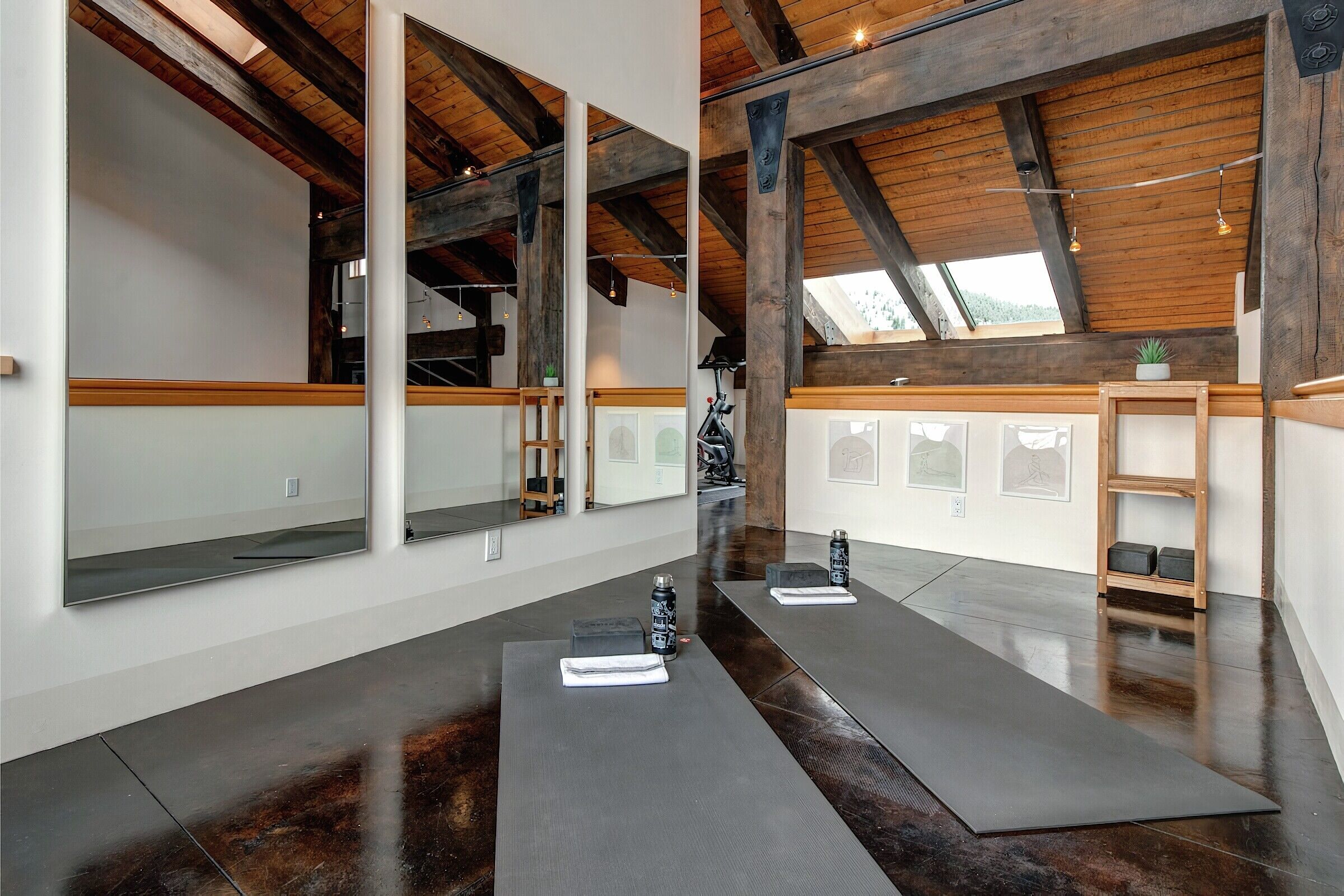 7 Bdrm 7.5 Bath HT - Fitness Room