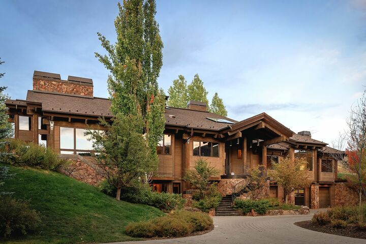 Elkhorn Estate Exterior - Summer