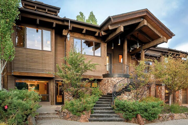 Elkhorn Estate Exterior - Autumn