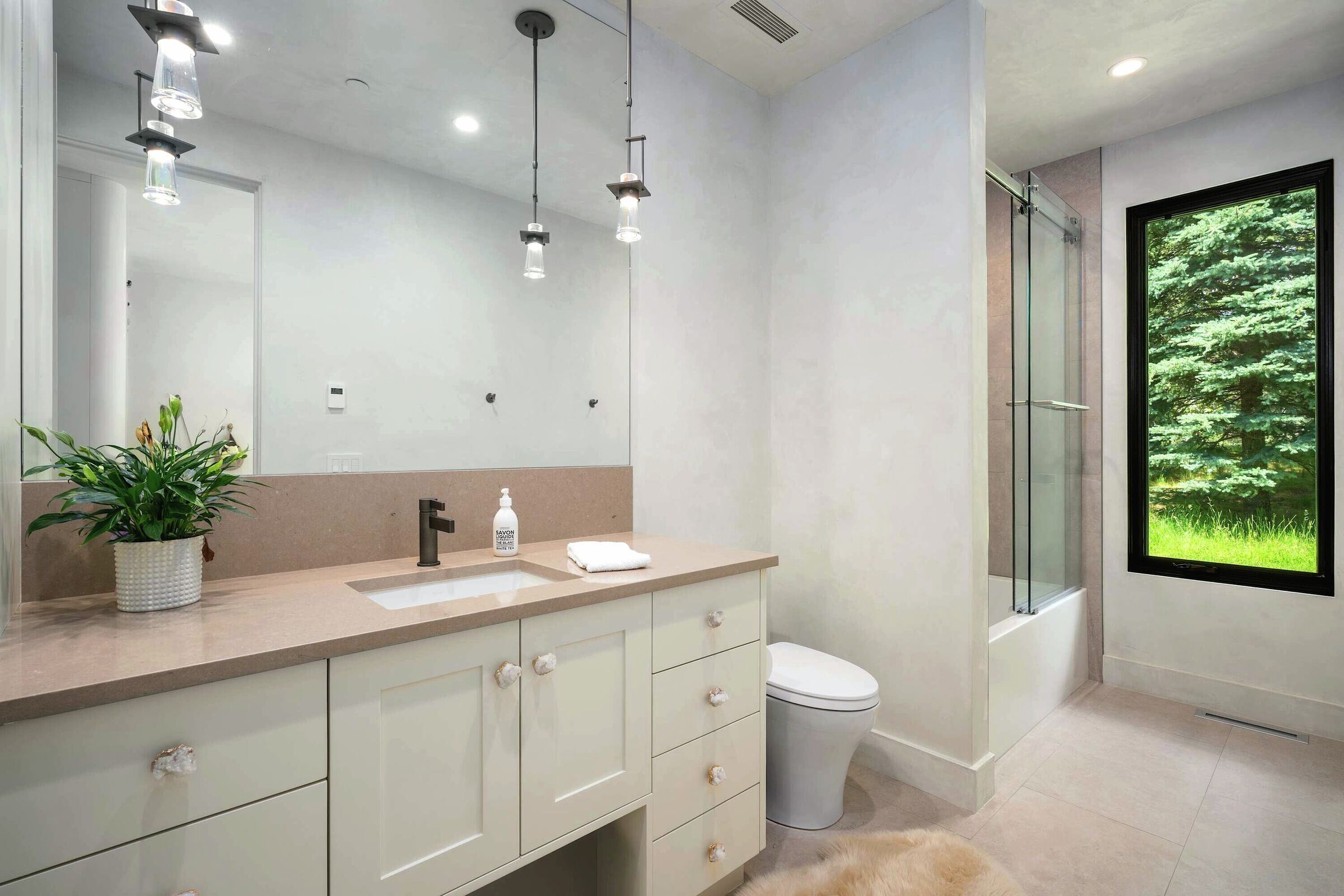 Ensuite Bathroom
