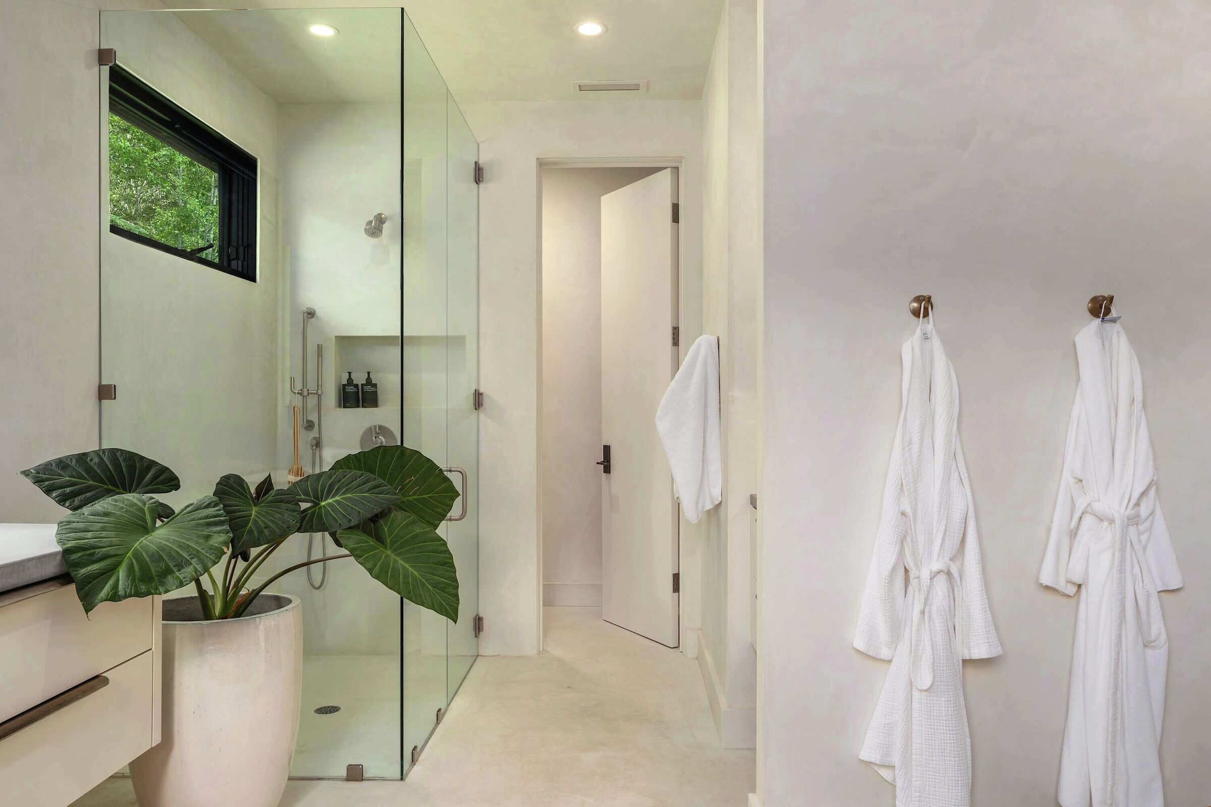 Master Ensuite Bathroom