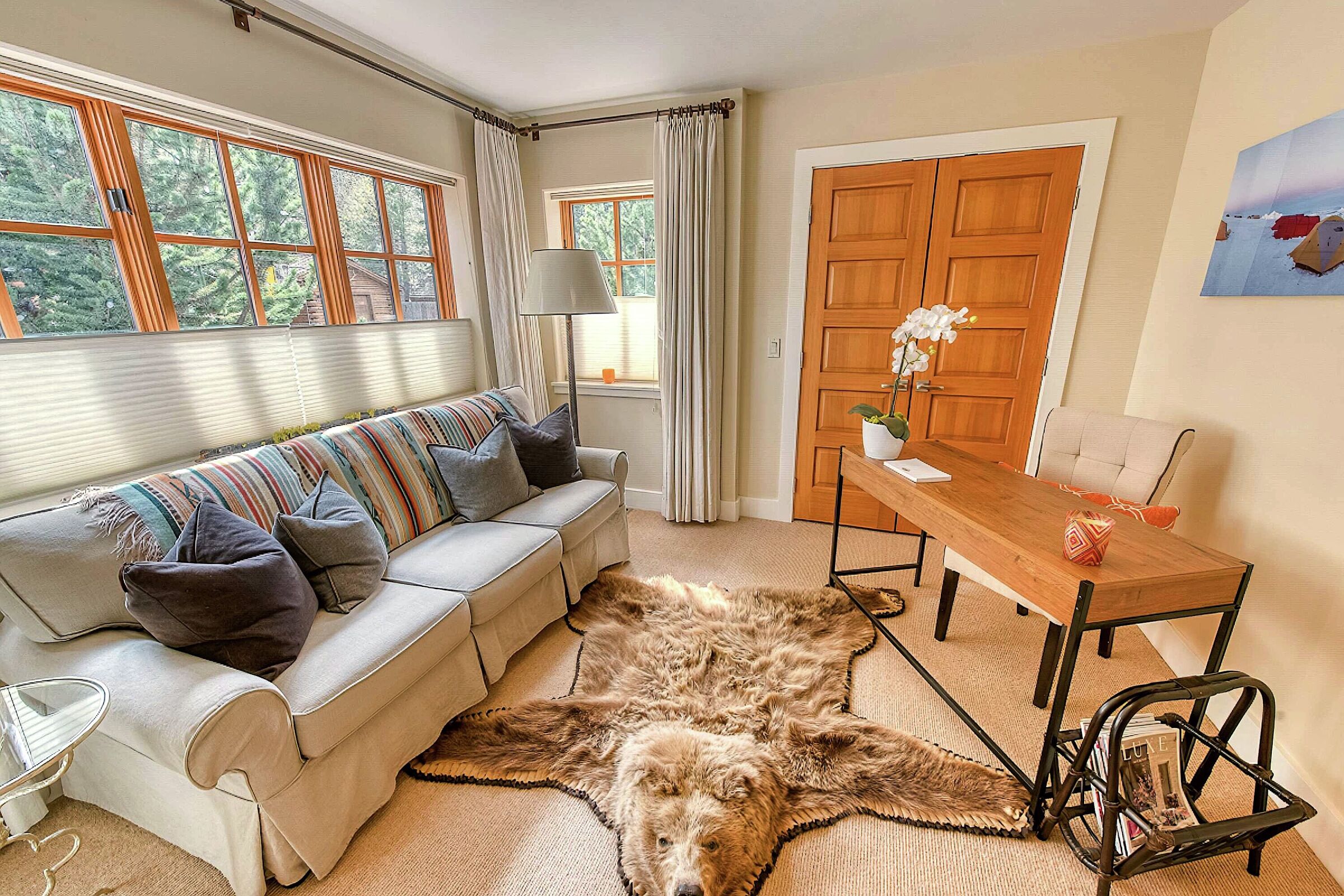 2 Bdrm 3.5 Bath - Den