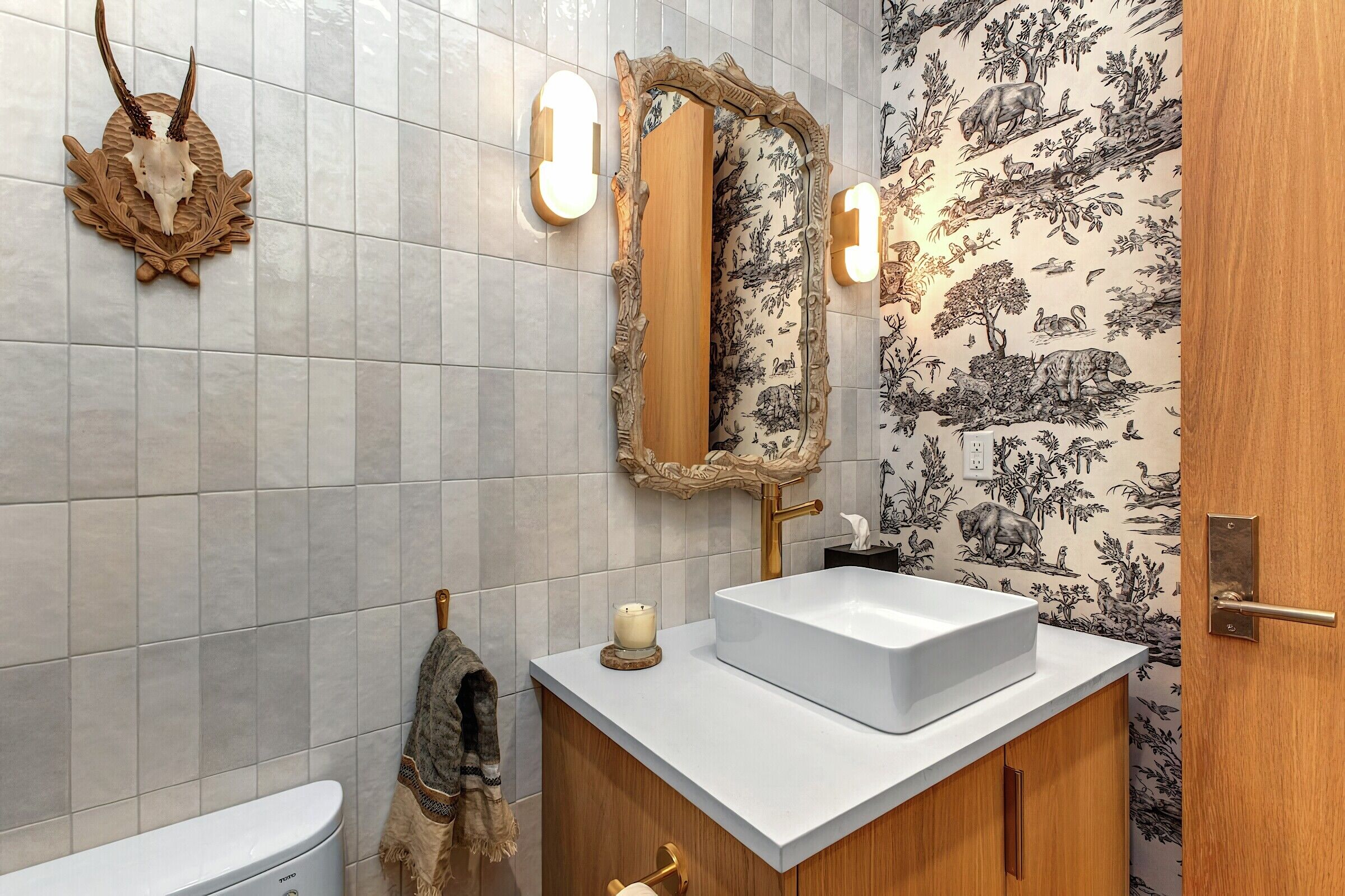 4 Bdrm 4.5 Bath HT - Half Bathroom