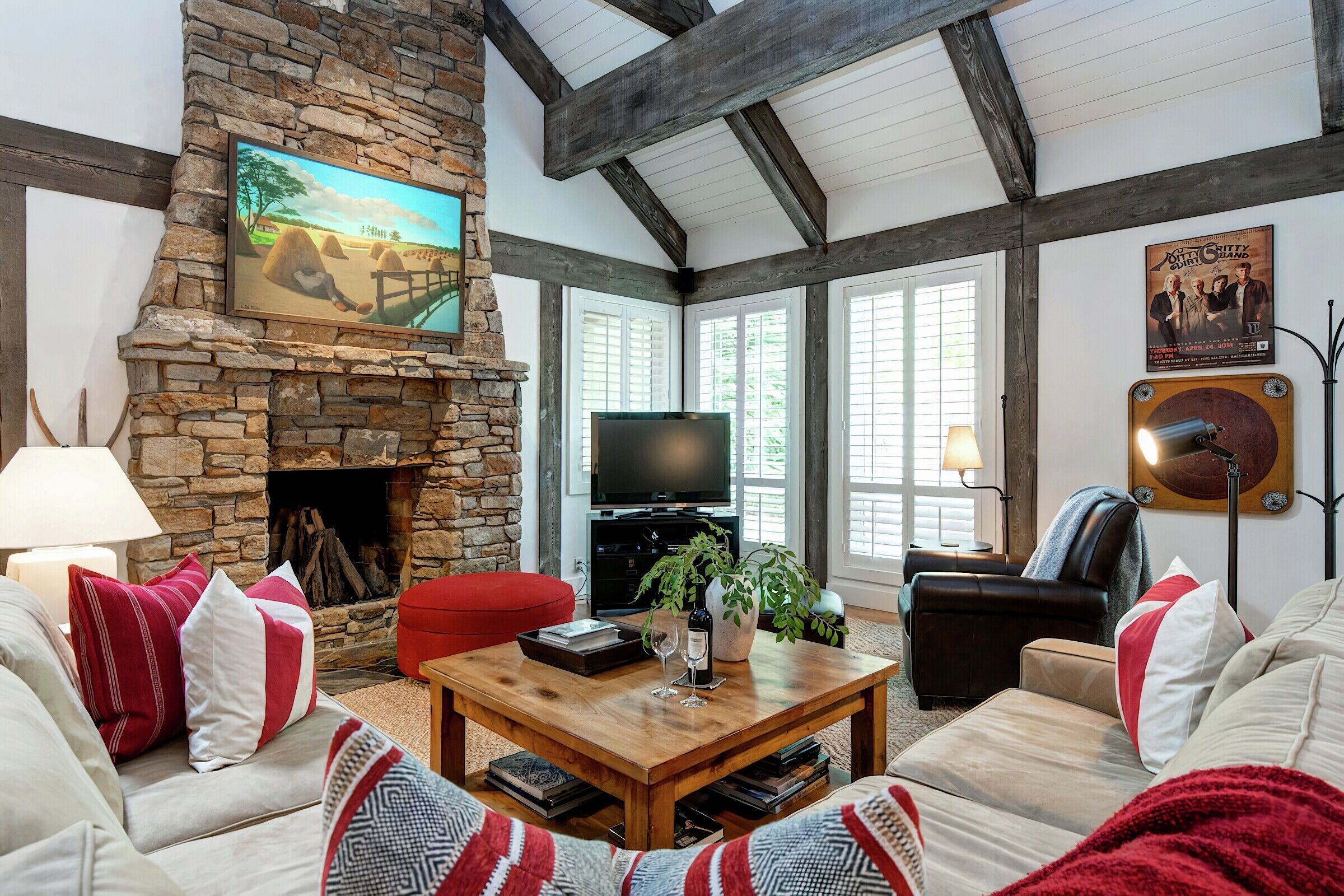 3 Bdrm 3.5 Bath - Living Area