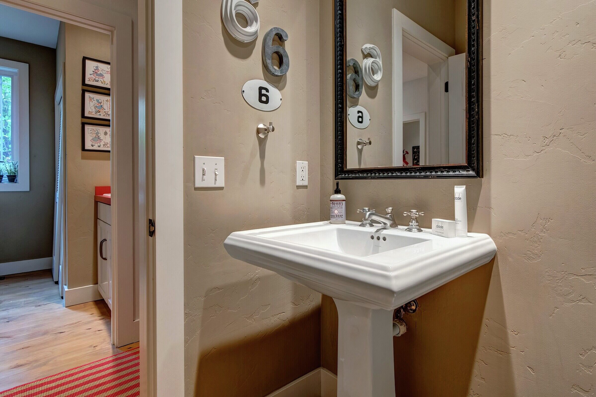3 Bdrm 3.5 Bath - Half Bathroom
