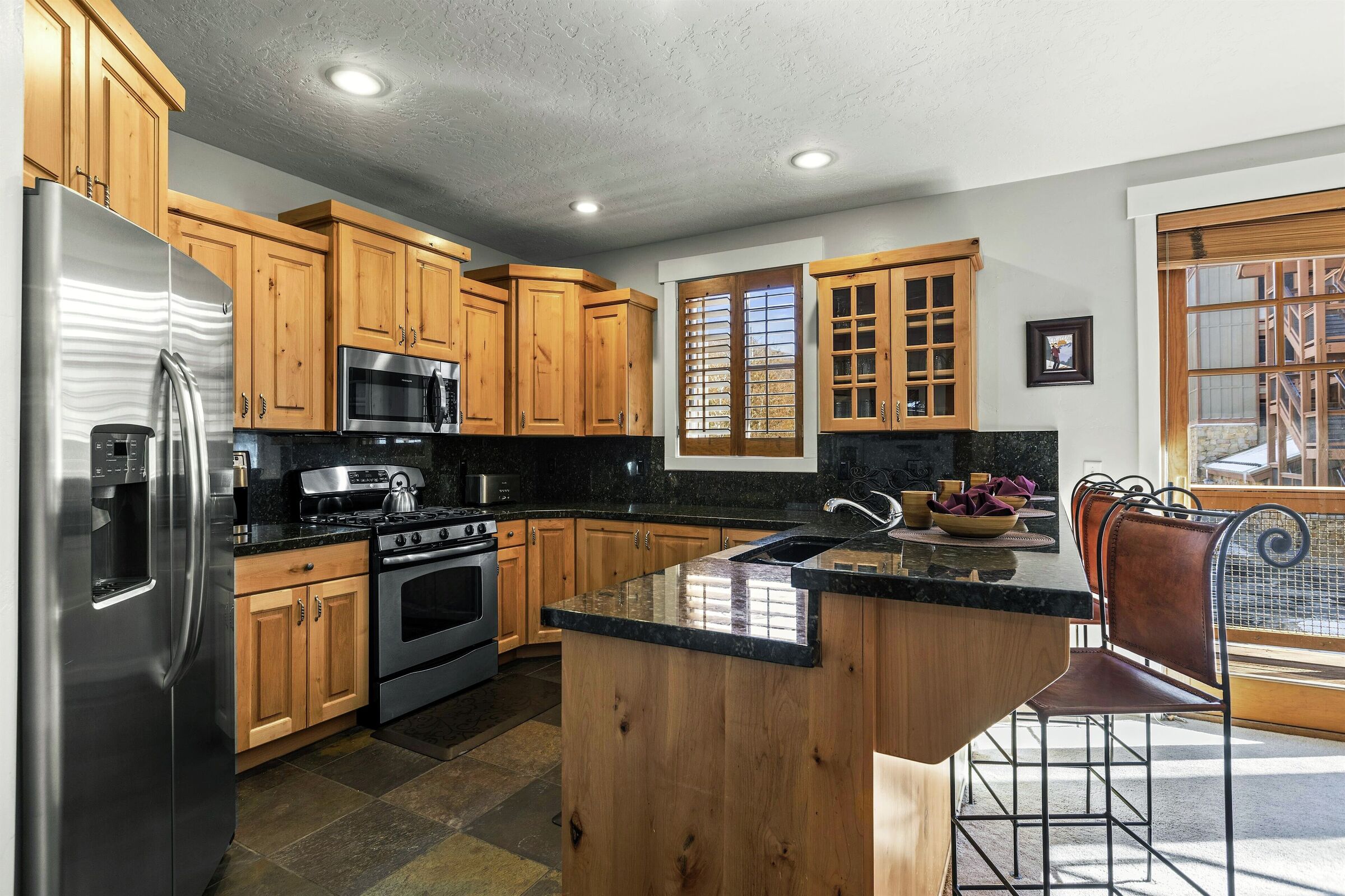#C101 - Kitchen