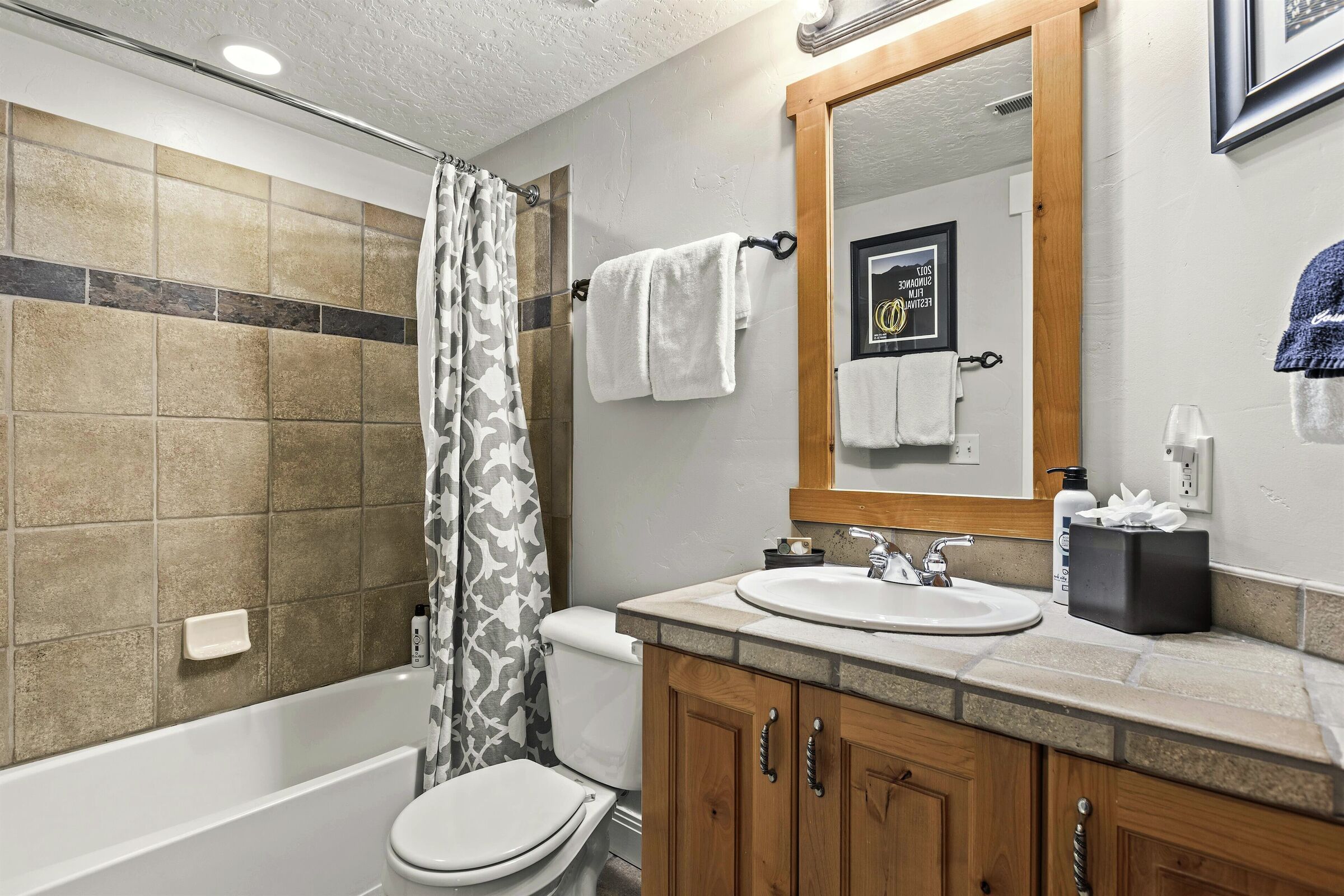 #C101 - Bathroom