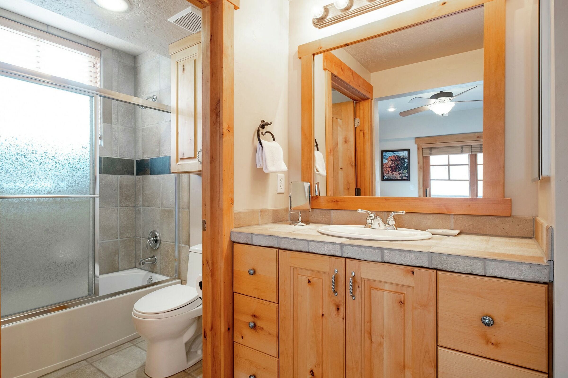 #C201 - Ensuite Bathroom