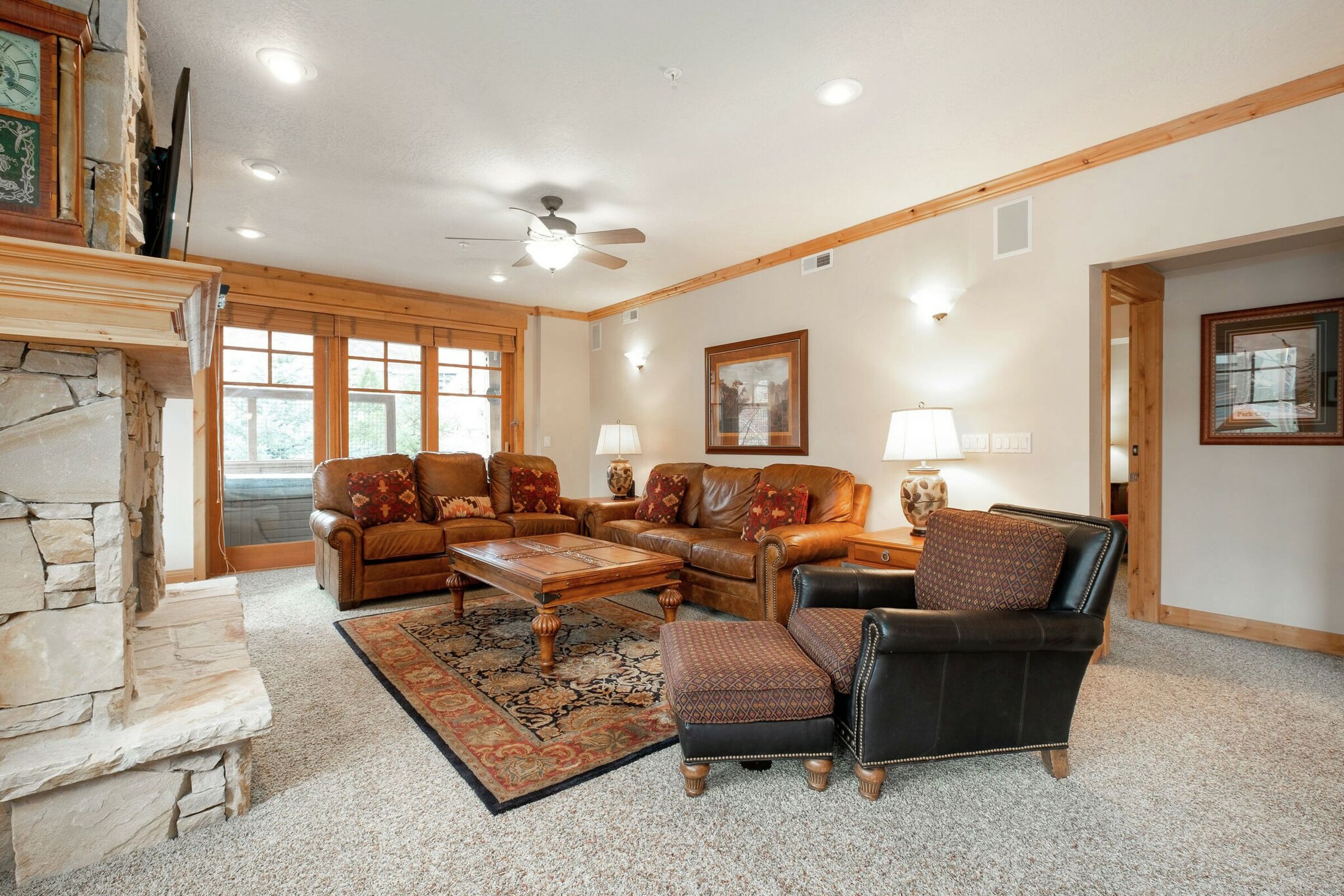 #C201 - Living Room