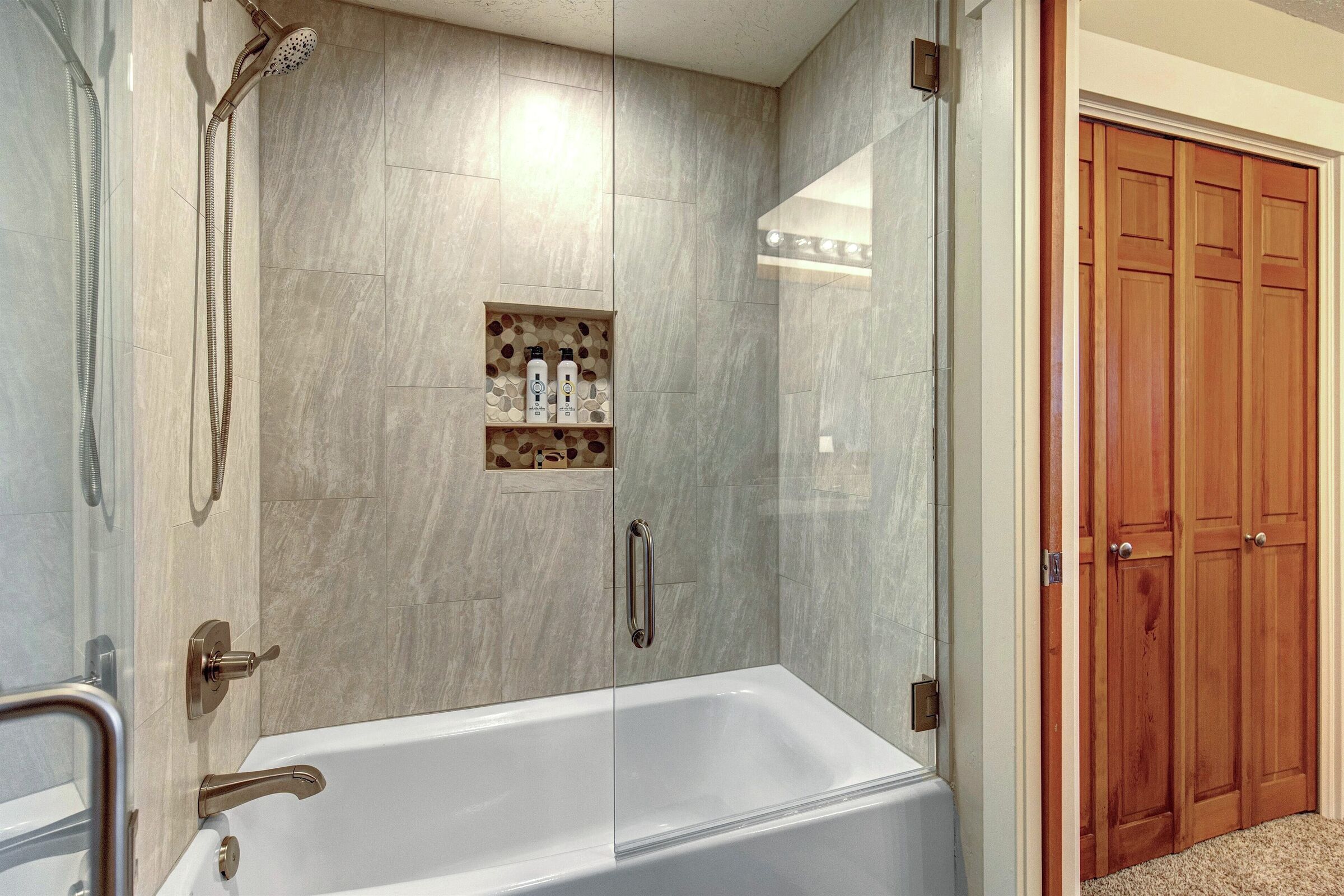 #A102 - Ensuite Bathroom
