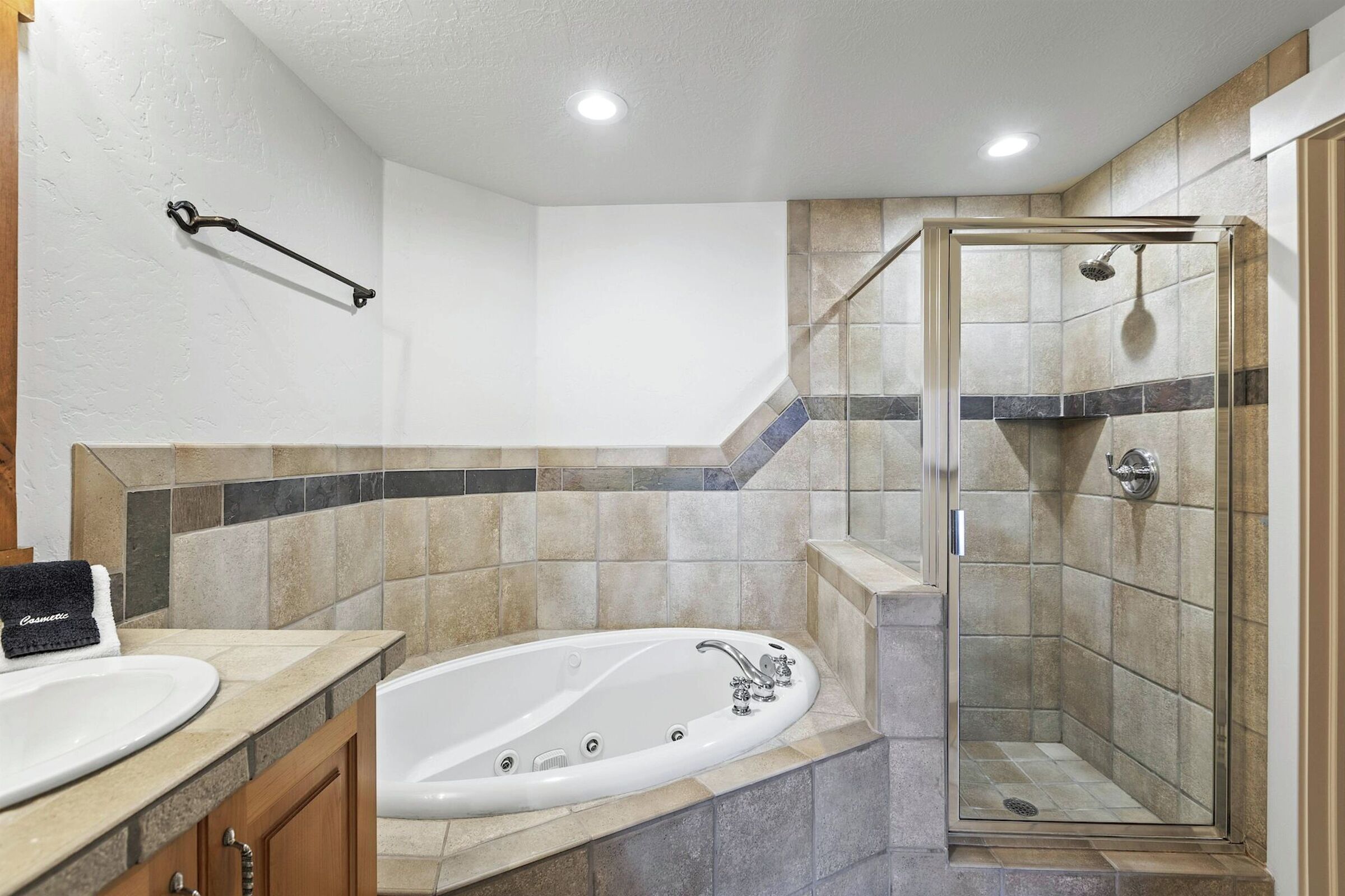 Master Ensuite Bathroom