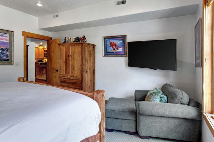 #C302 - Master Bedroom