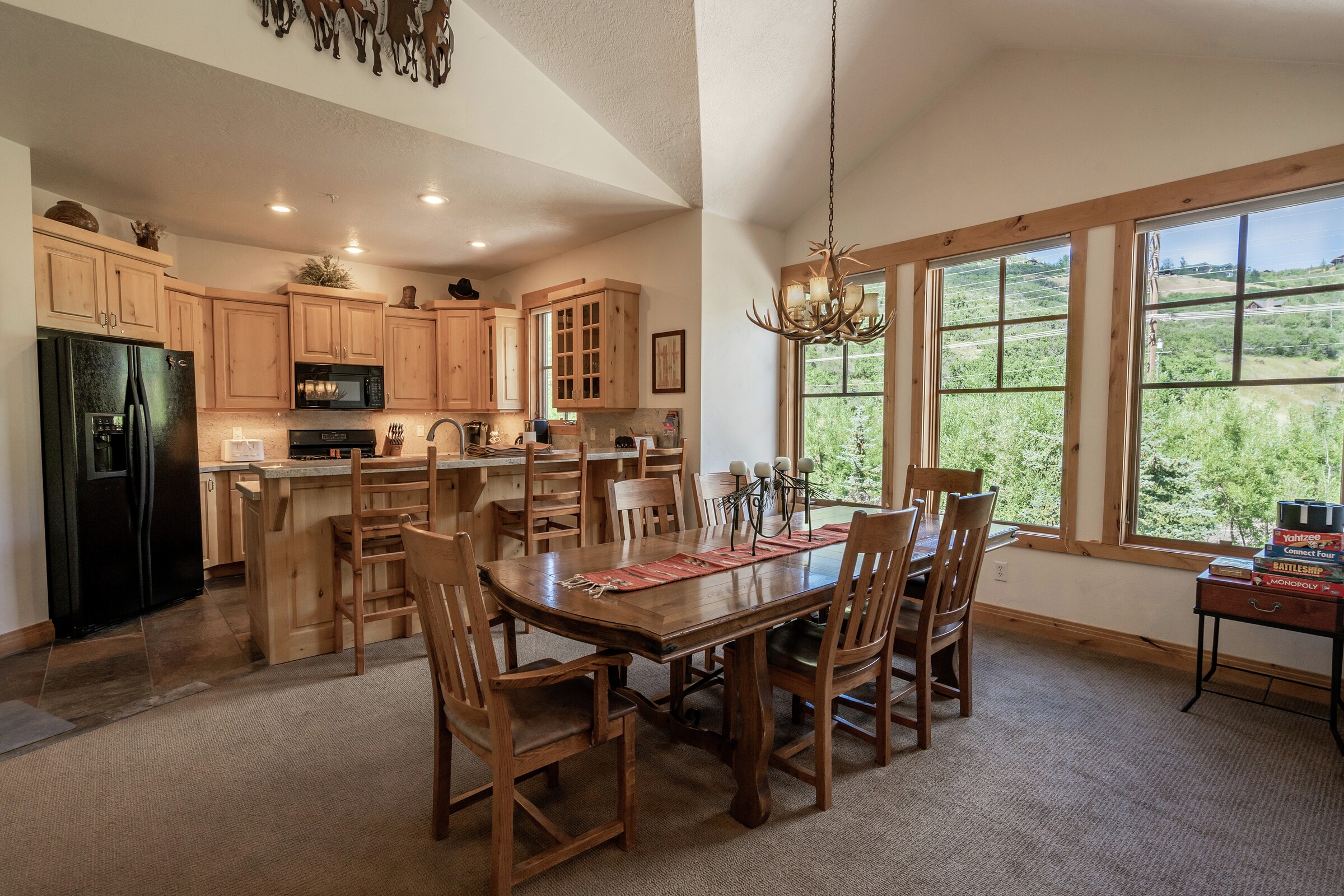 Dining Room & Kitchen