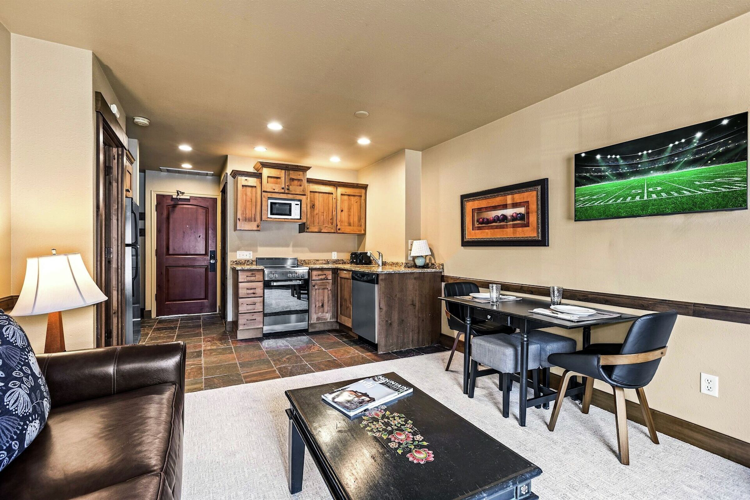 Living Area & Dining Area