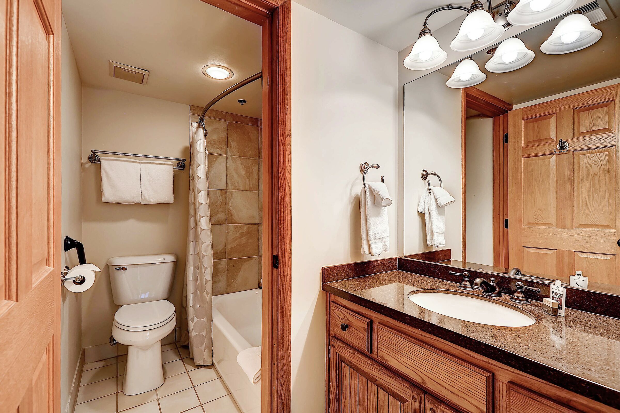 #247A - Hotel Room Bathroom