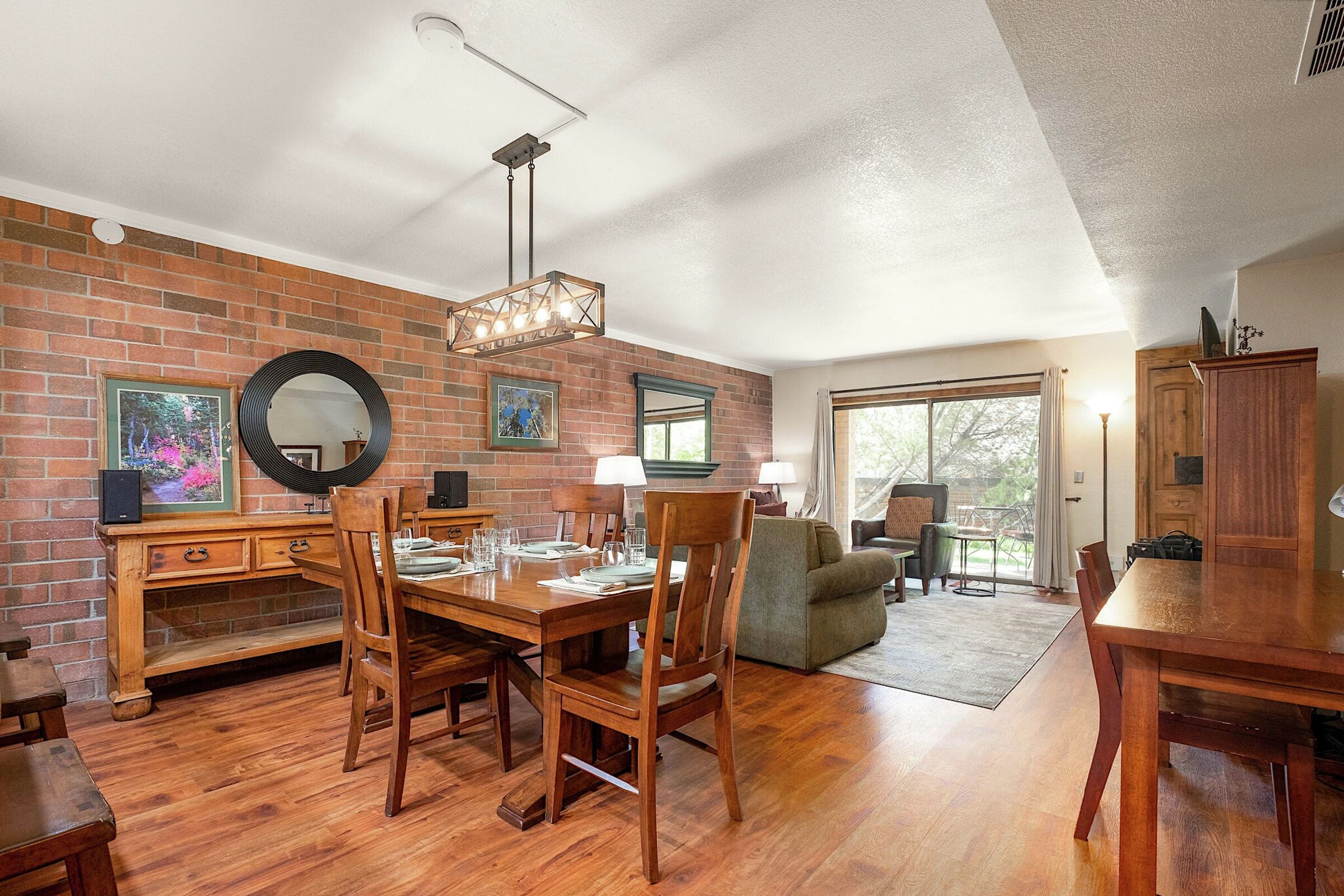 #111 - Dining Room
