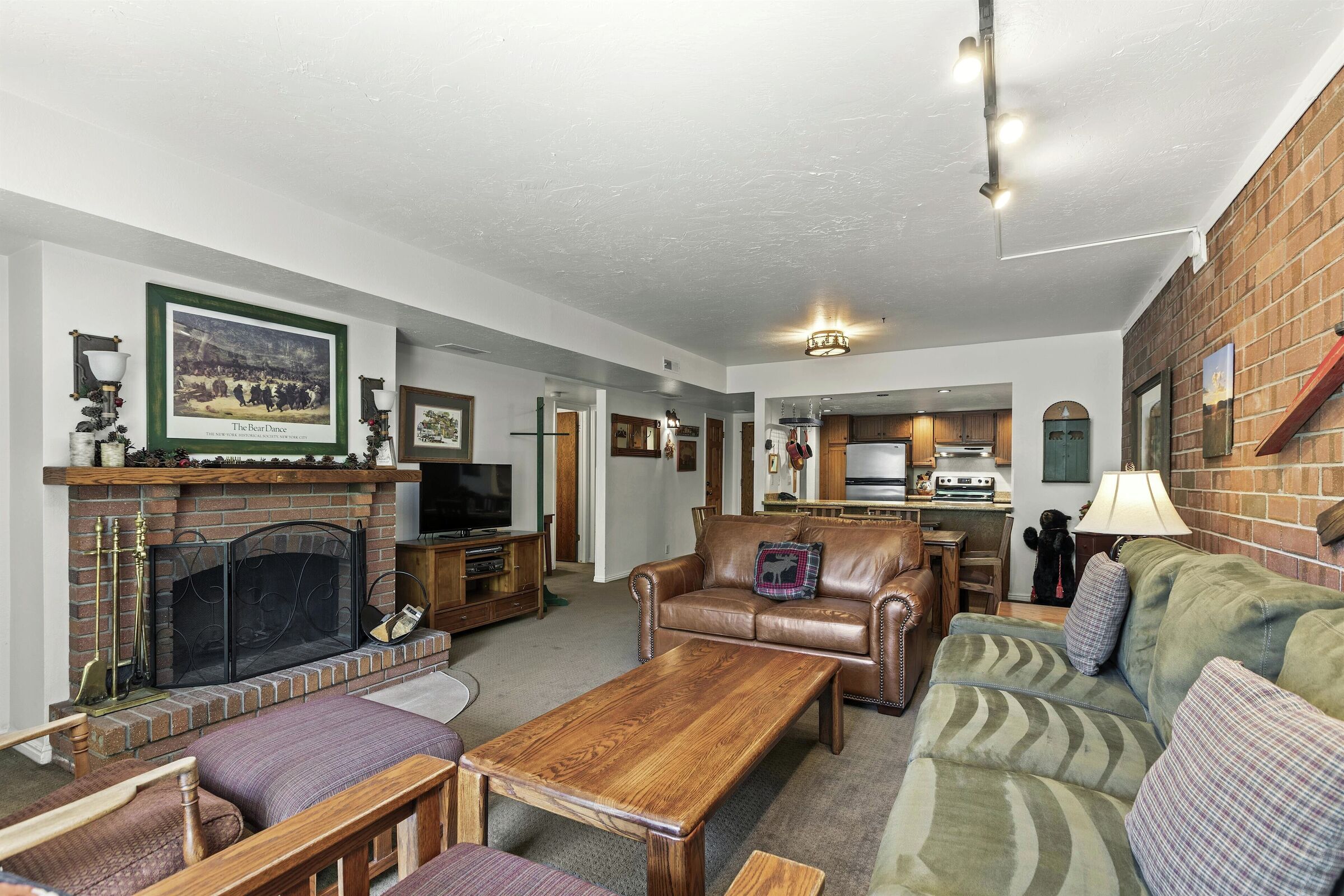 #121 - Living Area