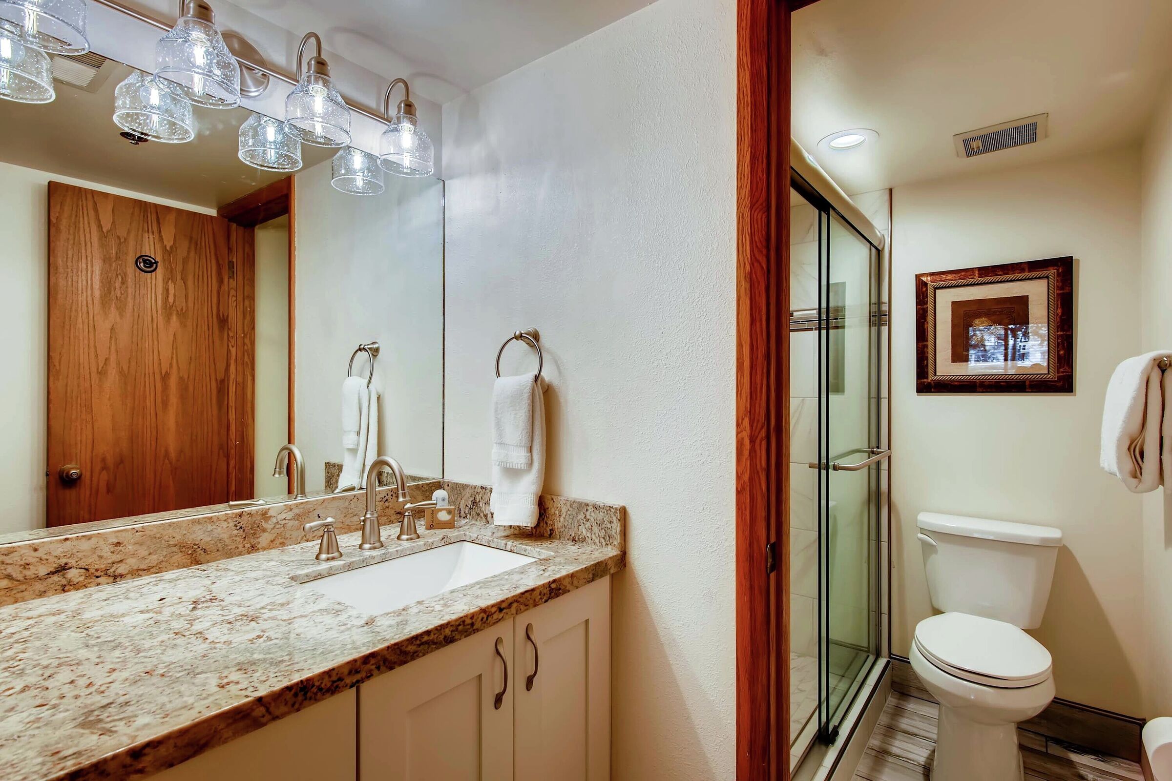 #214 - Master Ensuite Bathroom