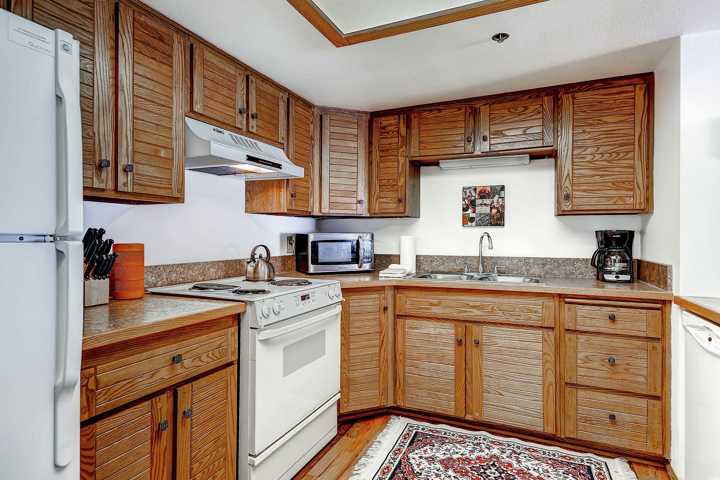 #218 - Kitchen