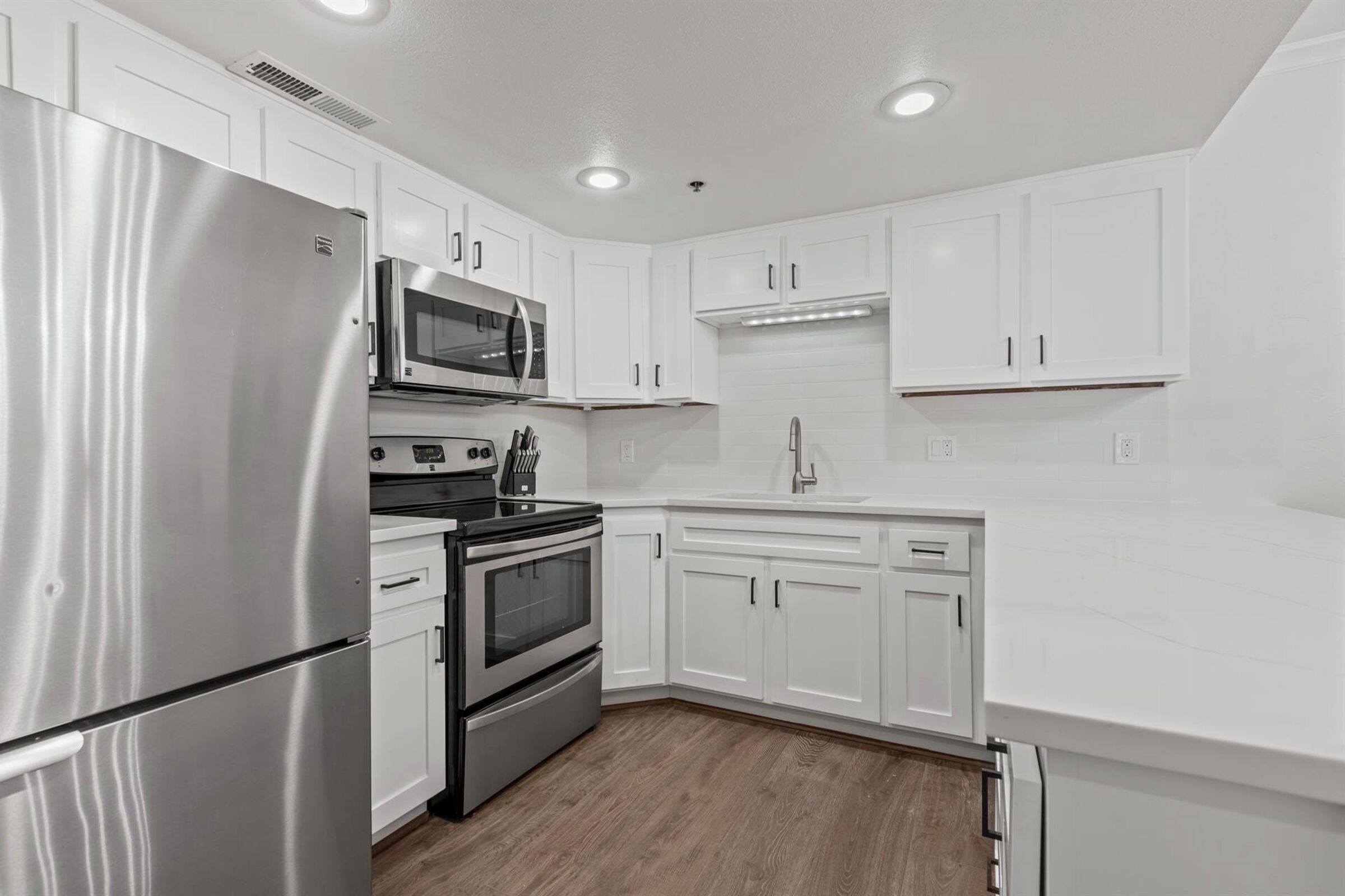 #216 - Kitchen