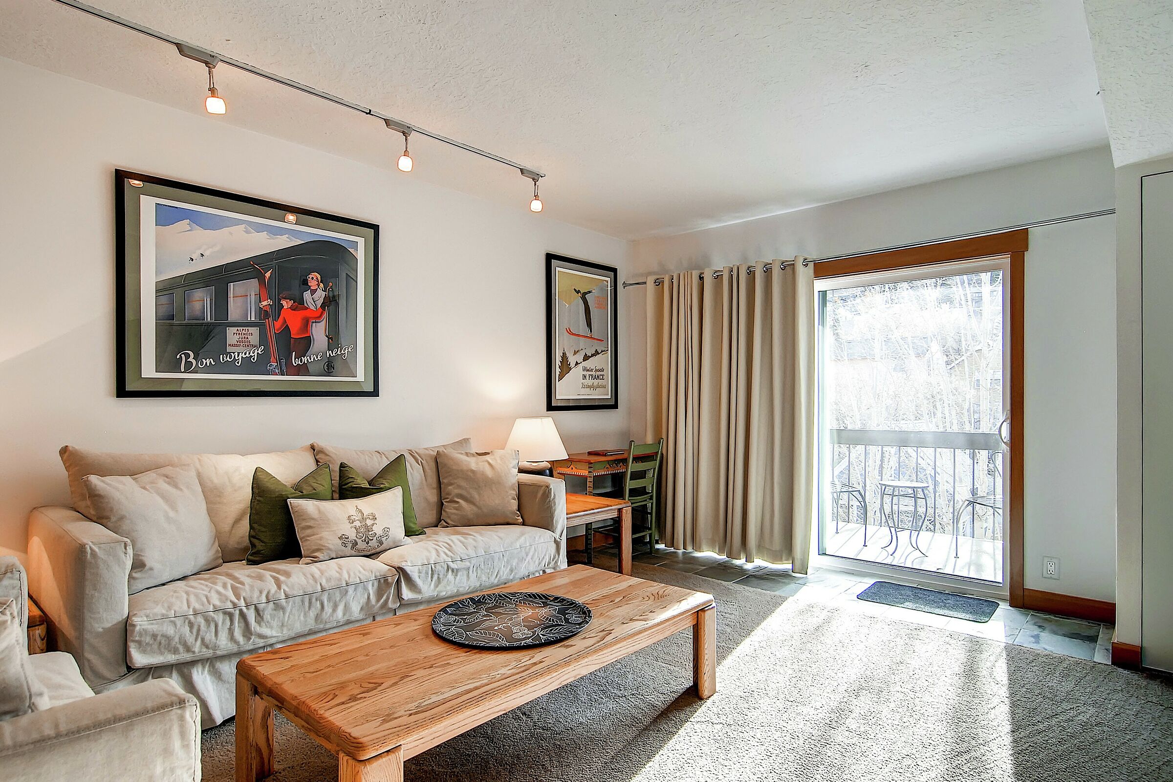 #147 - Living Room