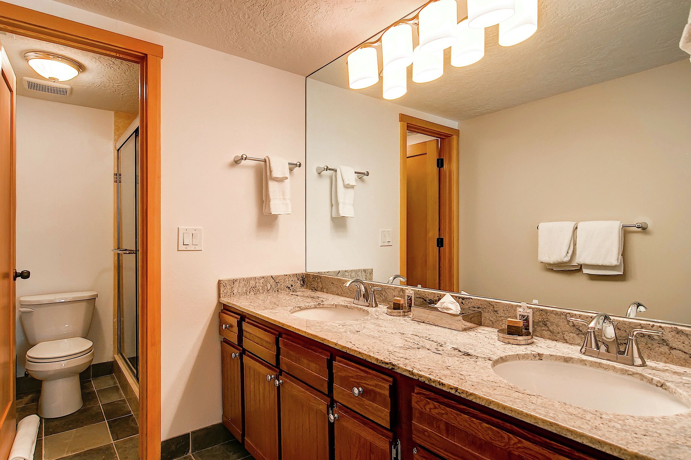 #147 - Bathroom