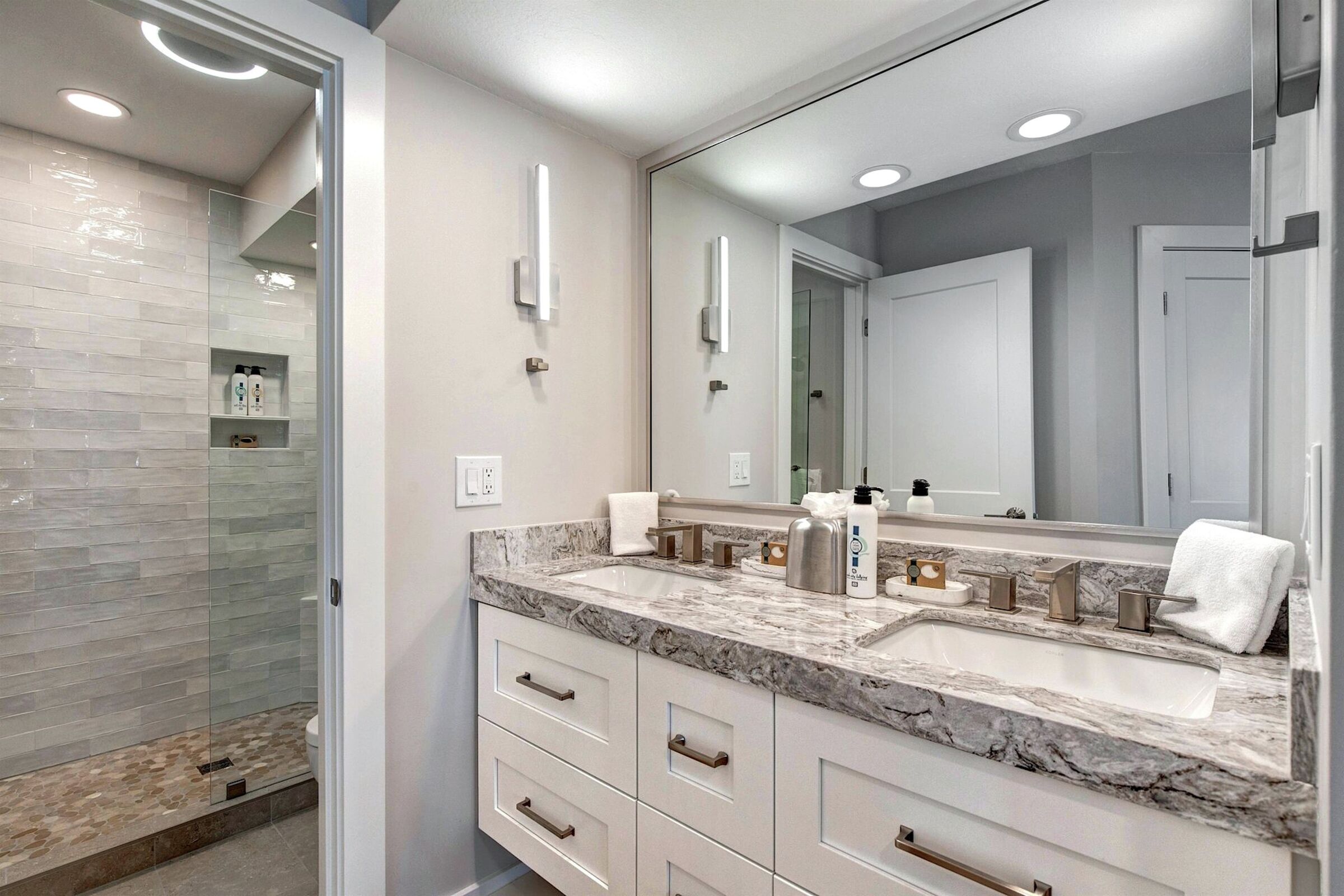 Master Ensuite Bathroom