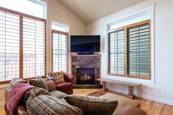 3 Bdrm Spa - Living Room