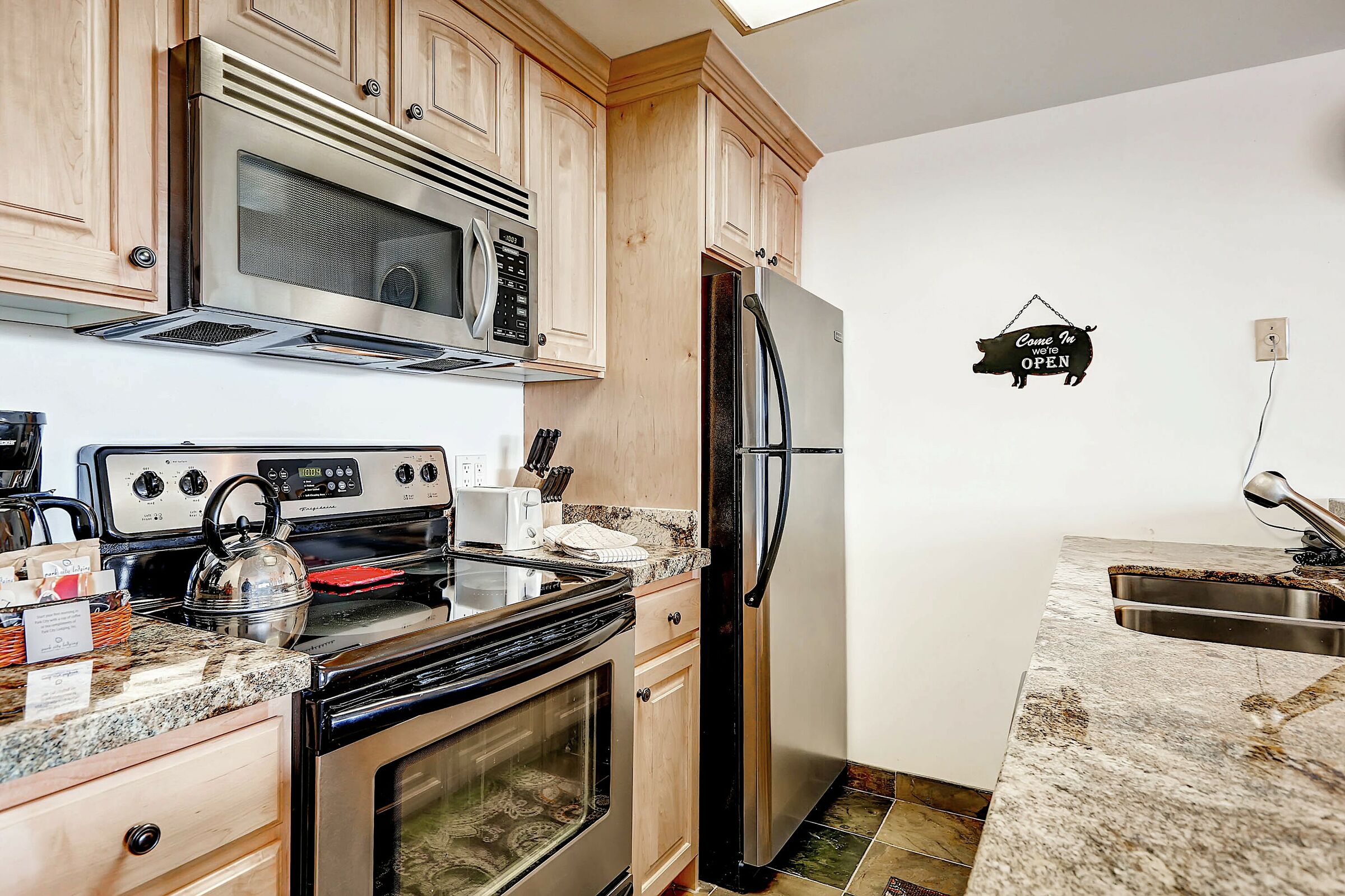 #113 - Kitchen