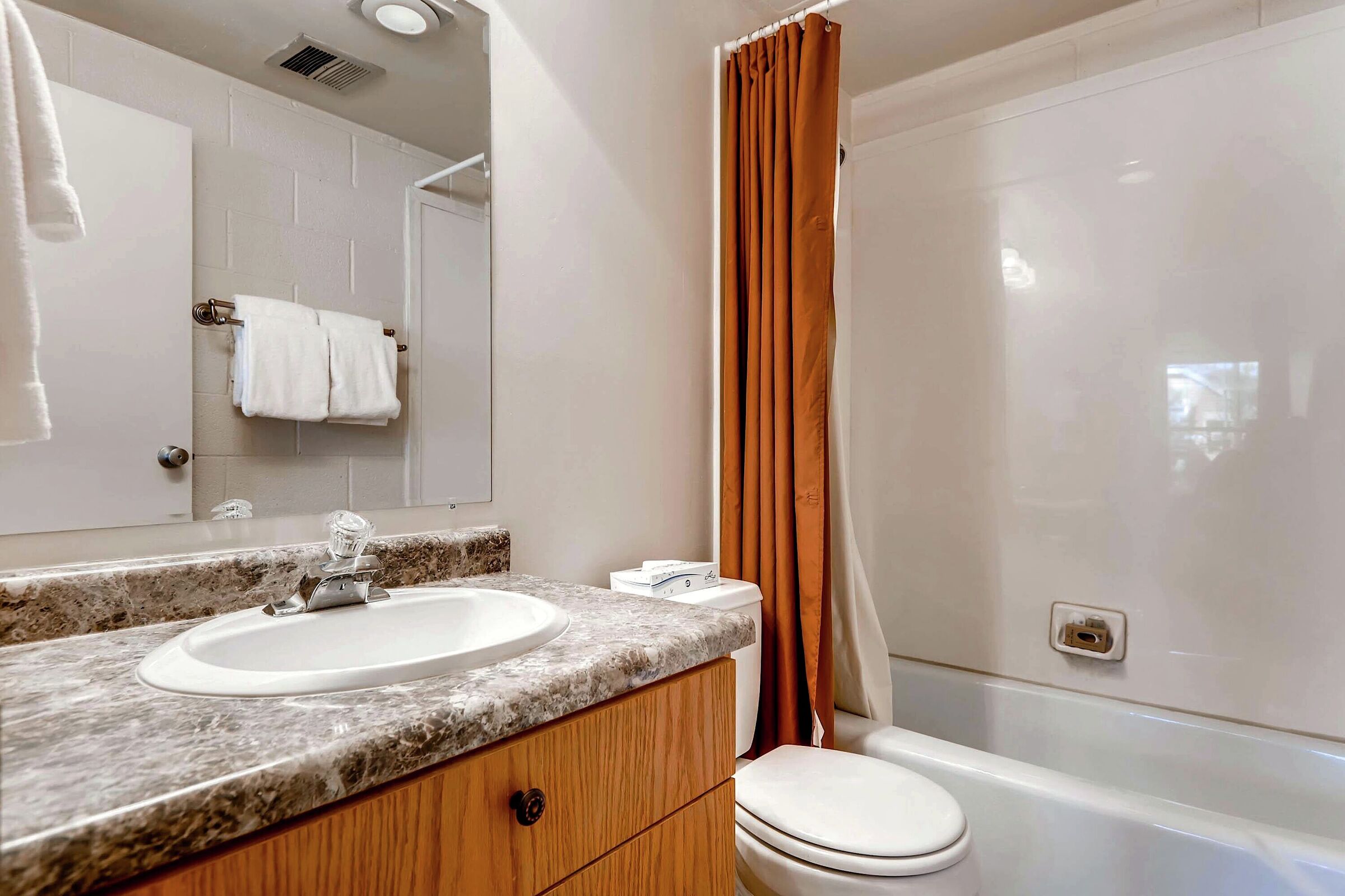 Master Ensuite Bathroom