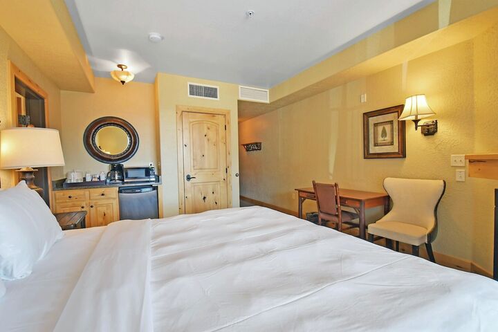 3 Bdrm + Loft - Master Bedroom
