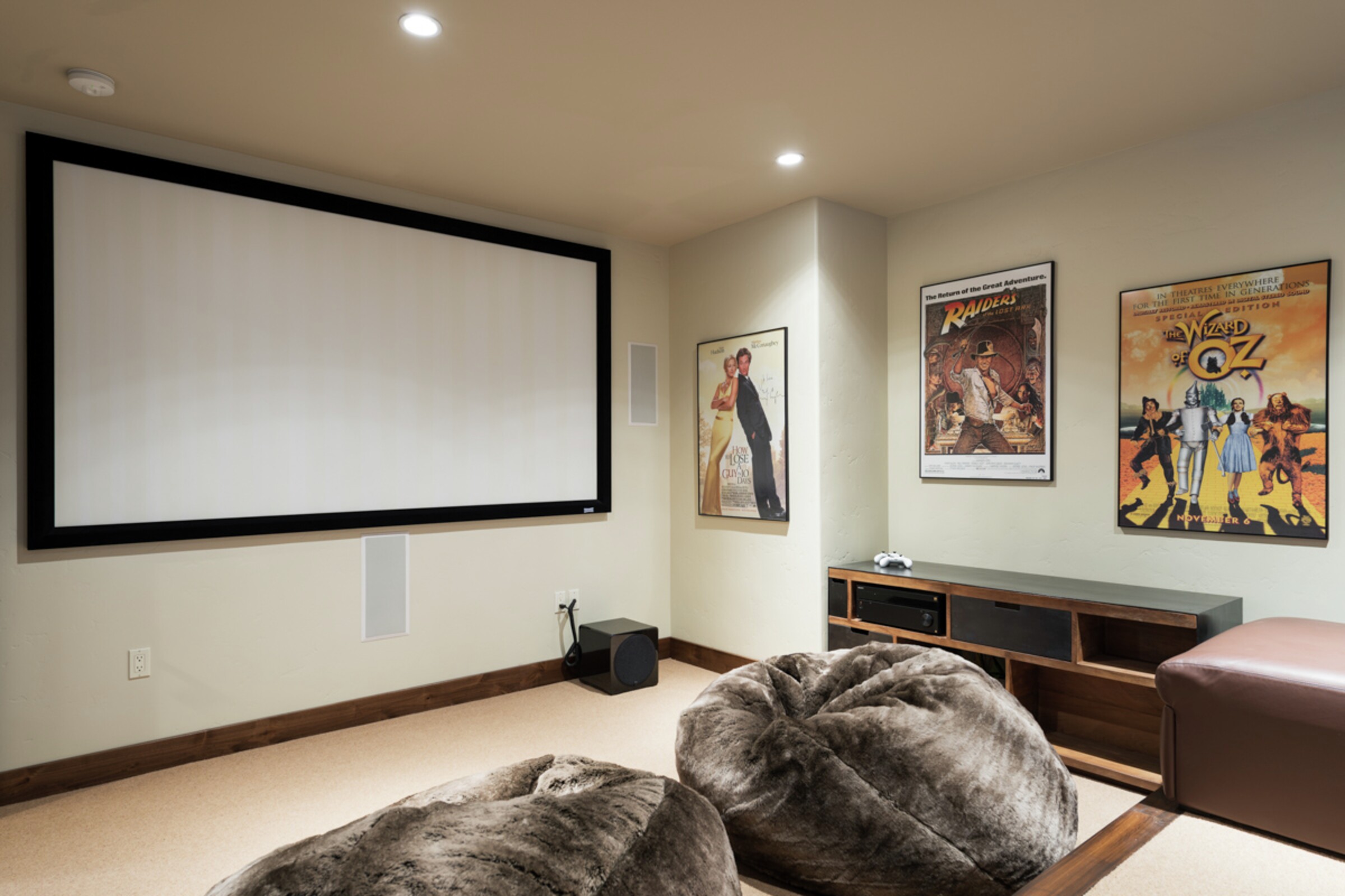 #40 - Family Room