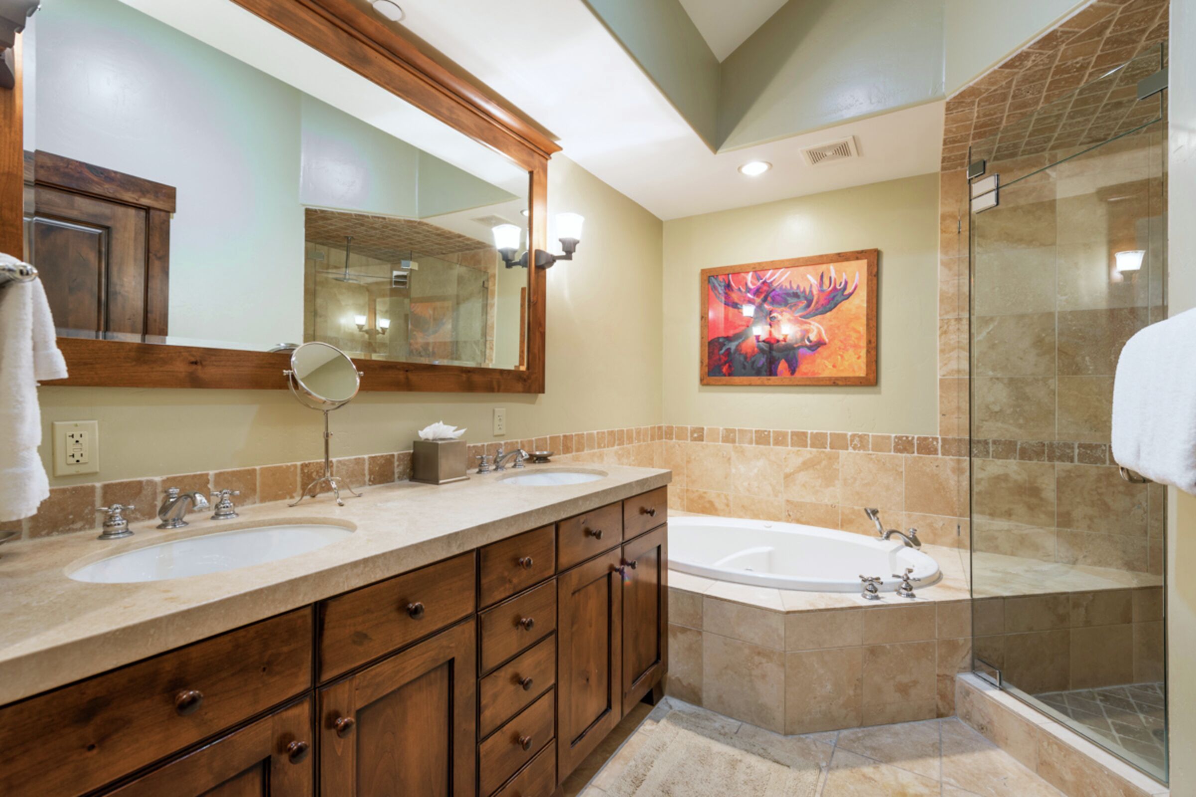 #603 - Master Ensuite Bathroom