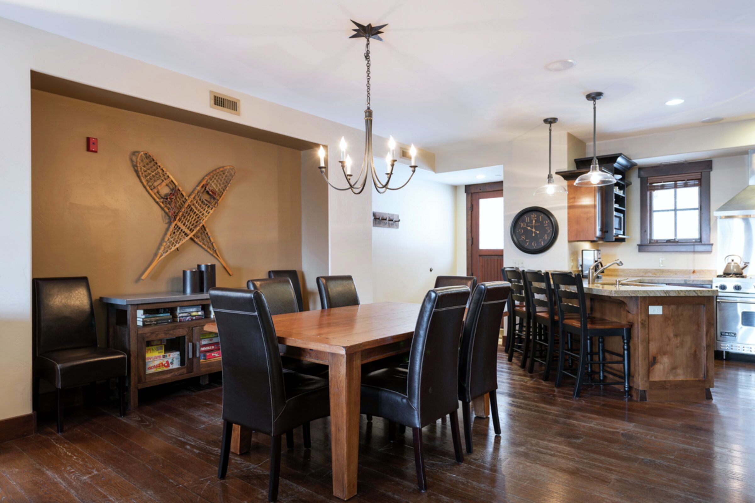 #603 - Dining Room & Kitchen