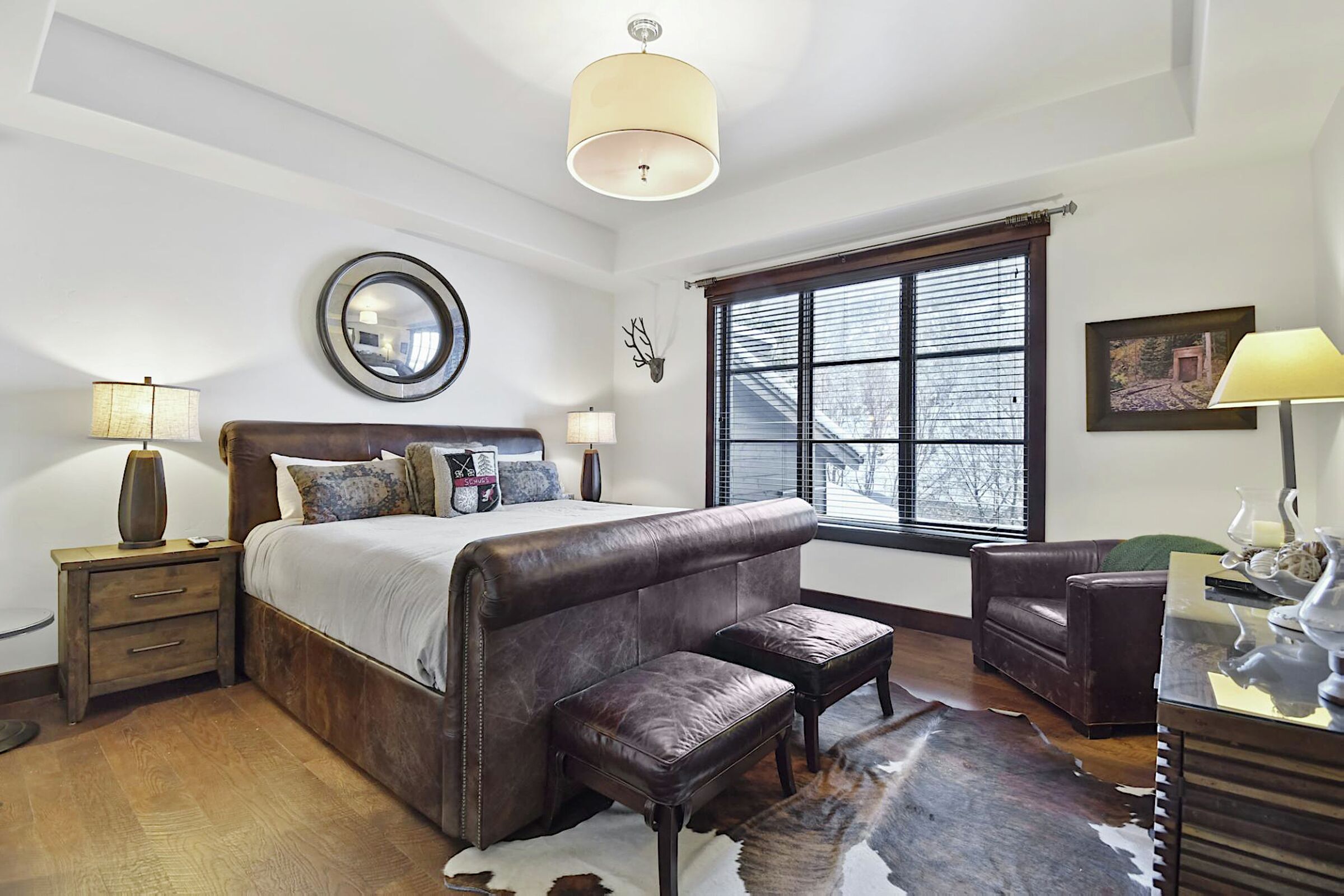 #4304 - Bedroom