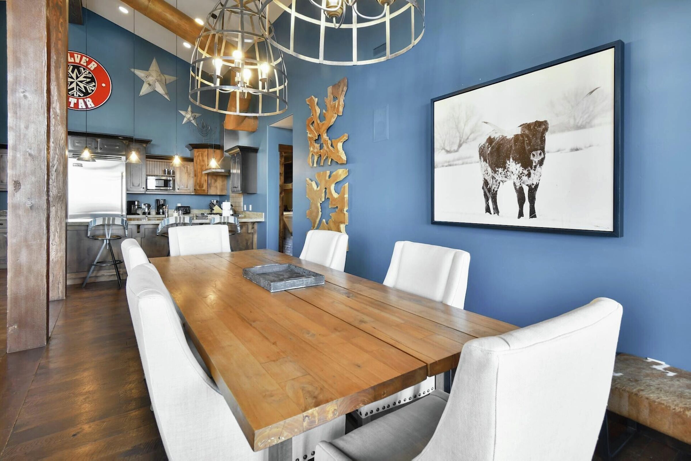 #4302 - Dining Area