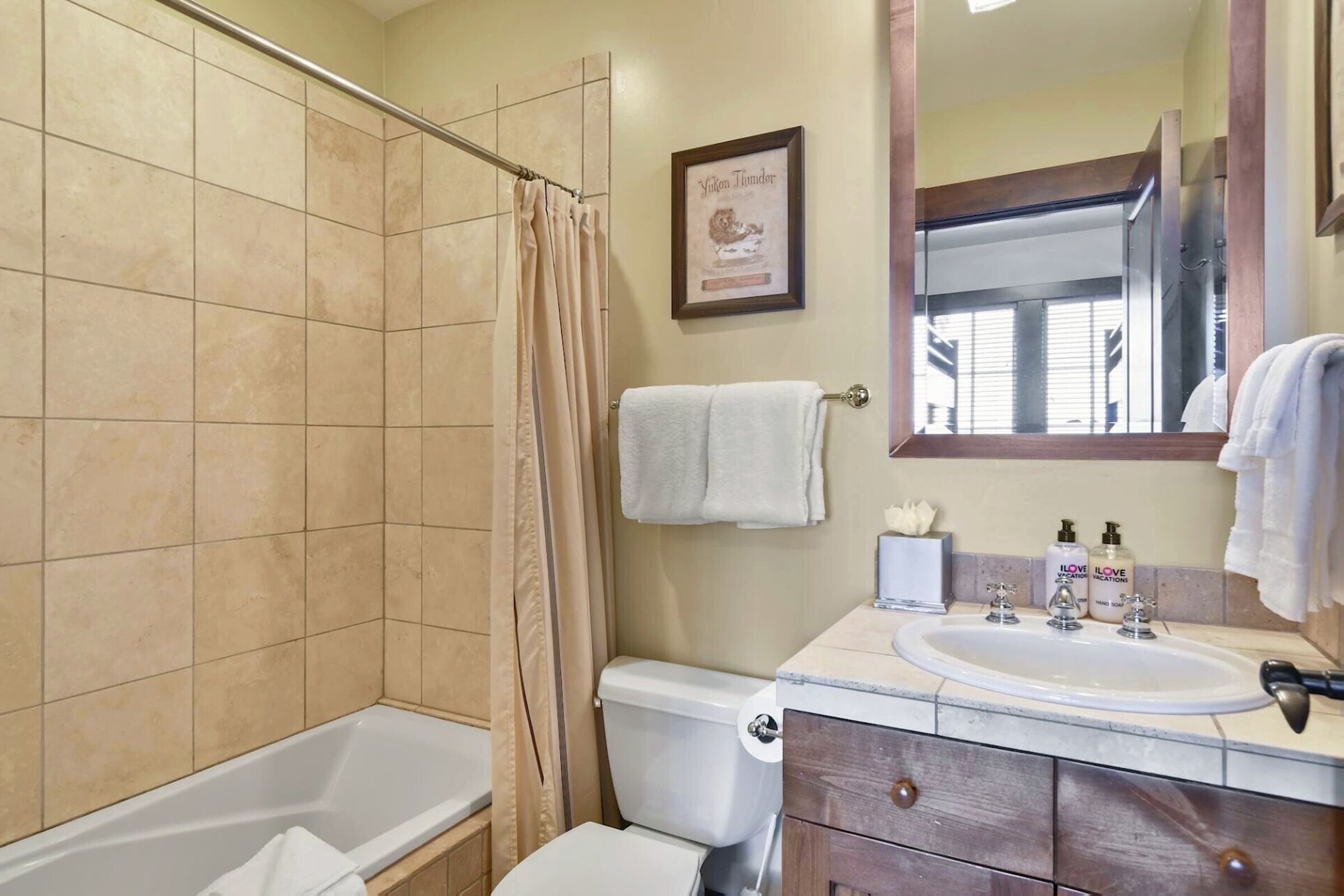#4302 - Ensuite Bathroom